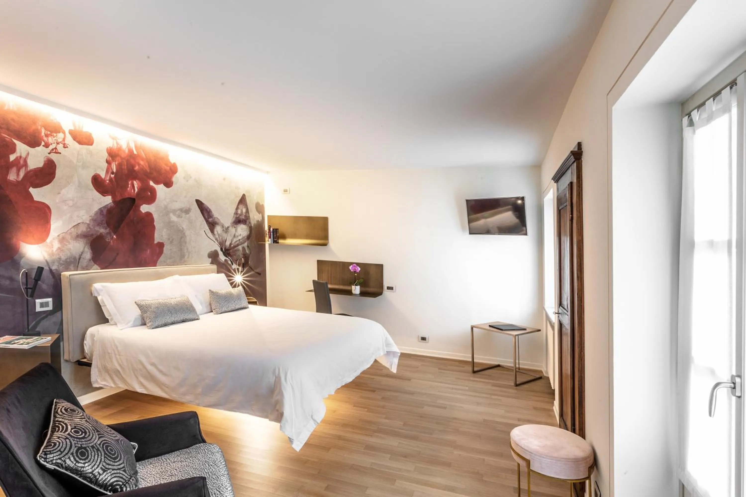 Photo of the whole room, Bed in La Madernassa Resort - Casalora Dimora Storica di Charme