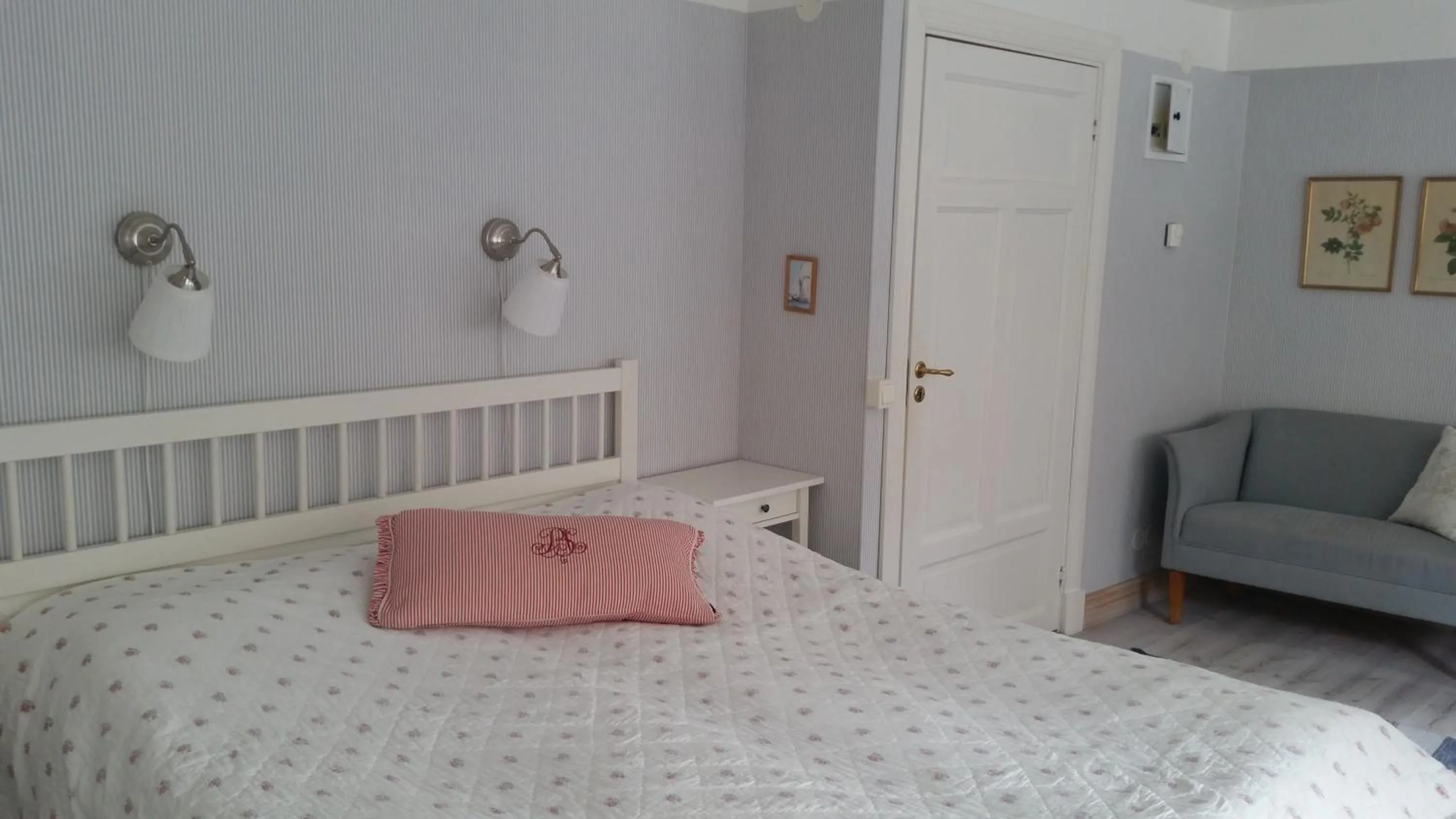 Photo of the whole room, Bed in Lilla Hotellet