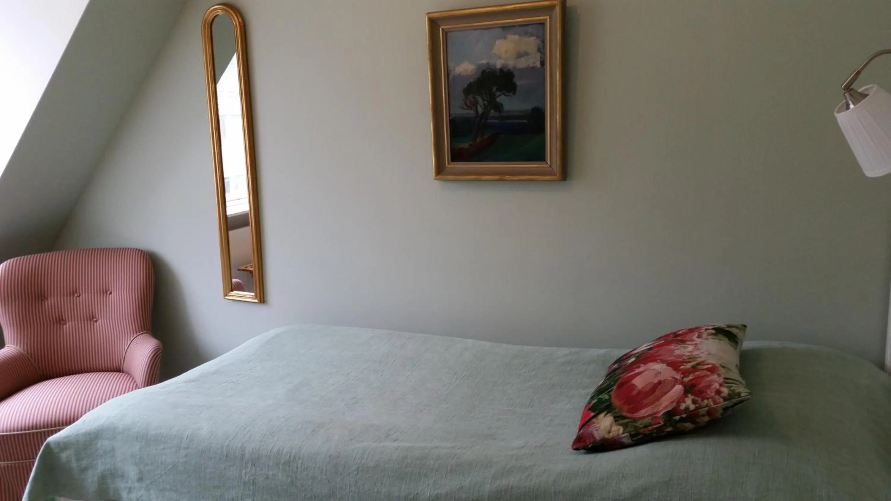 Photo of the whole room, Bed in Lilla Hotellet