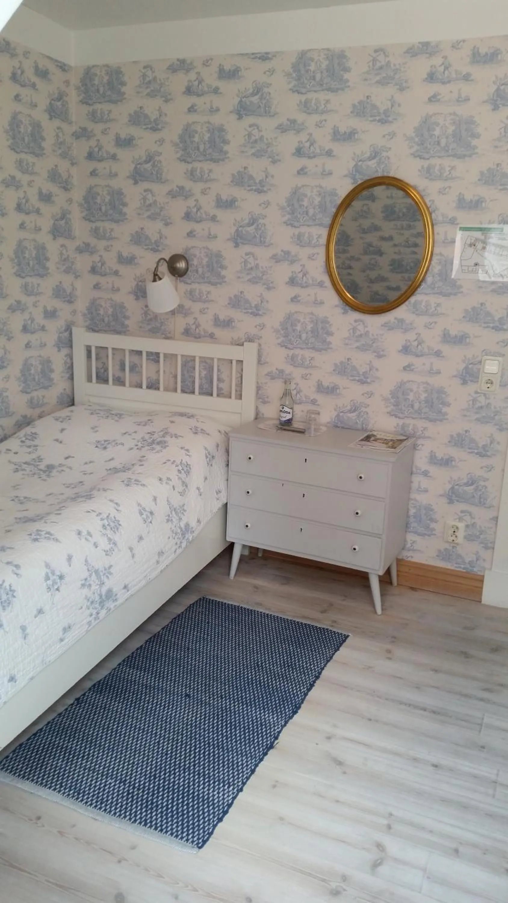 Photo of the whole room, Bed in Lilla Hotellet