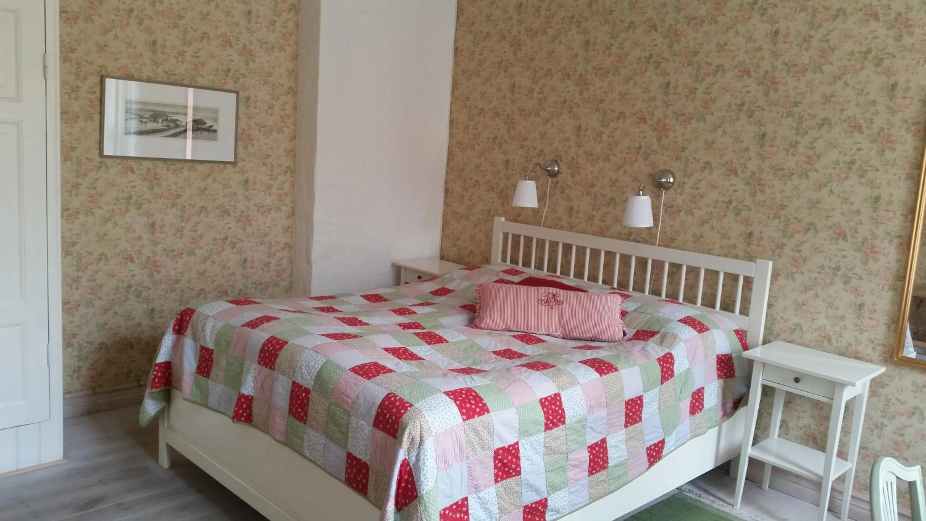 Photo of the whole room, Bed in Lilla Hotellet