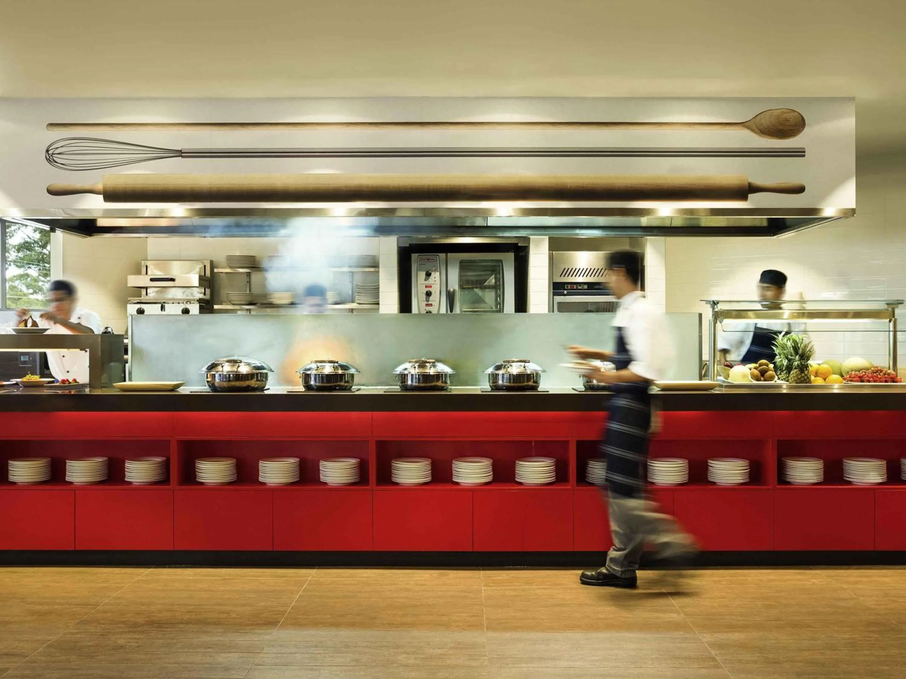 Restaurant/places to eat in ibis Sydney Airport