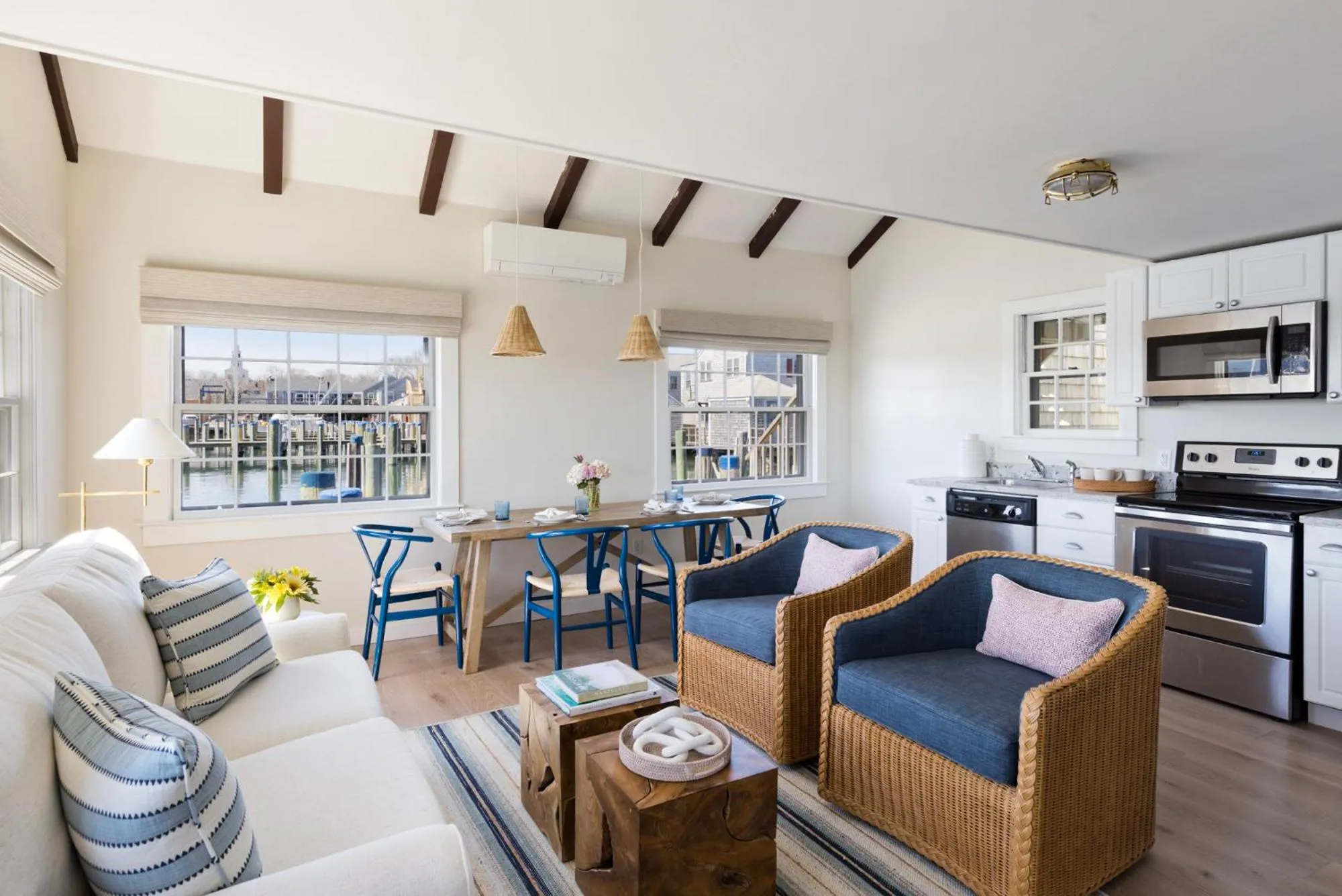 Kitchen or kitchenette in The Cottages at Nantucket Boat Basin