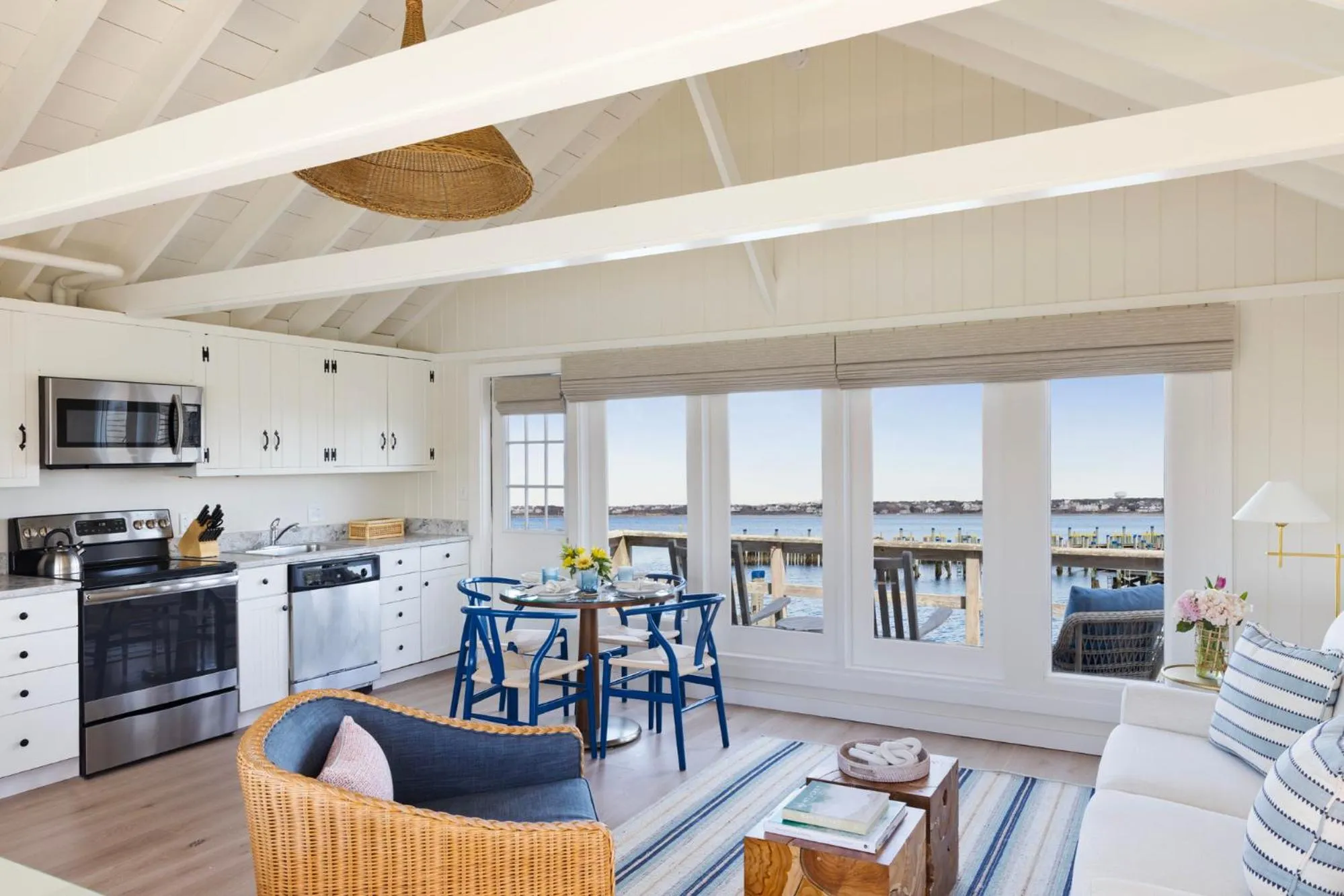 Kitchen or kitchenette in The Cottages at Nantucket Boat Basin