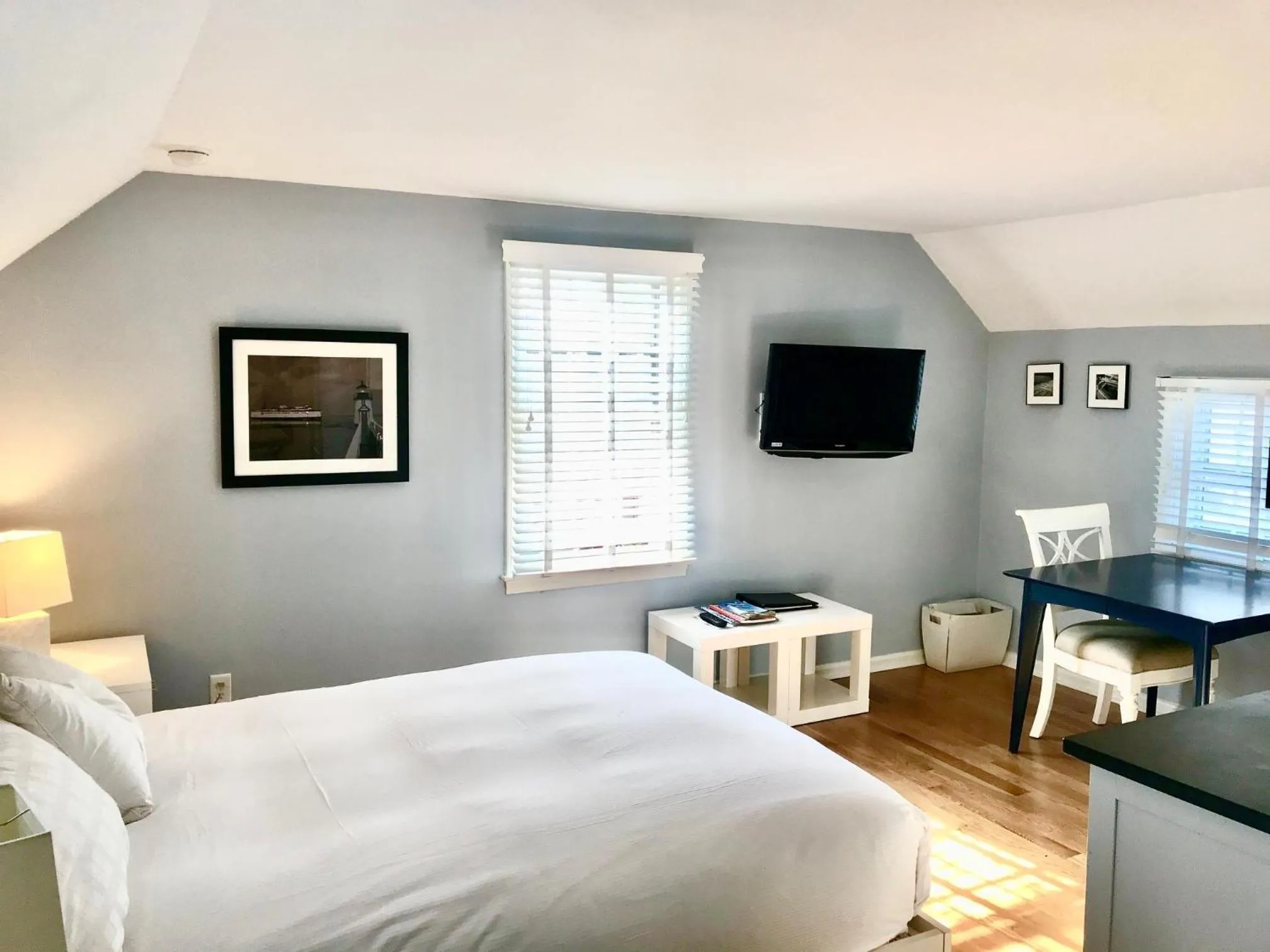 Photo of the whole room, Bed in The Cottages at Nantucket Boat Basin