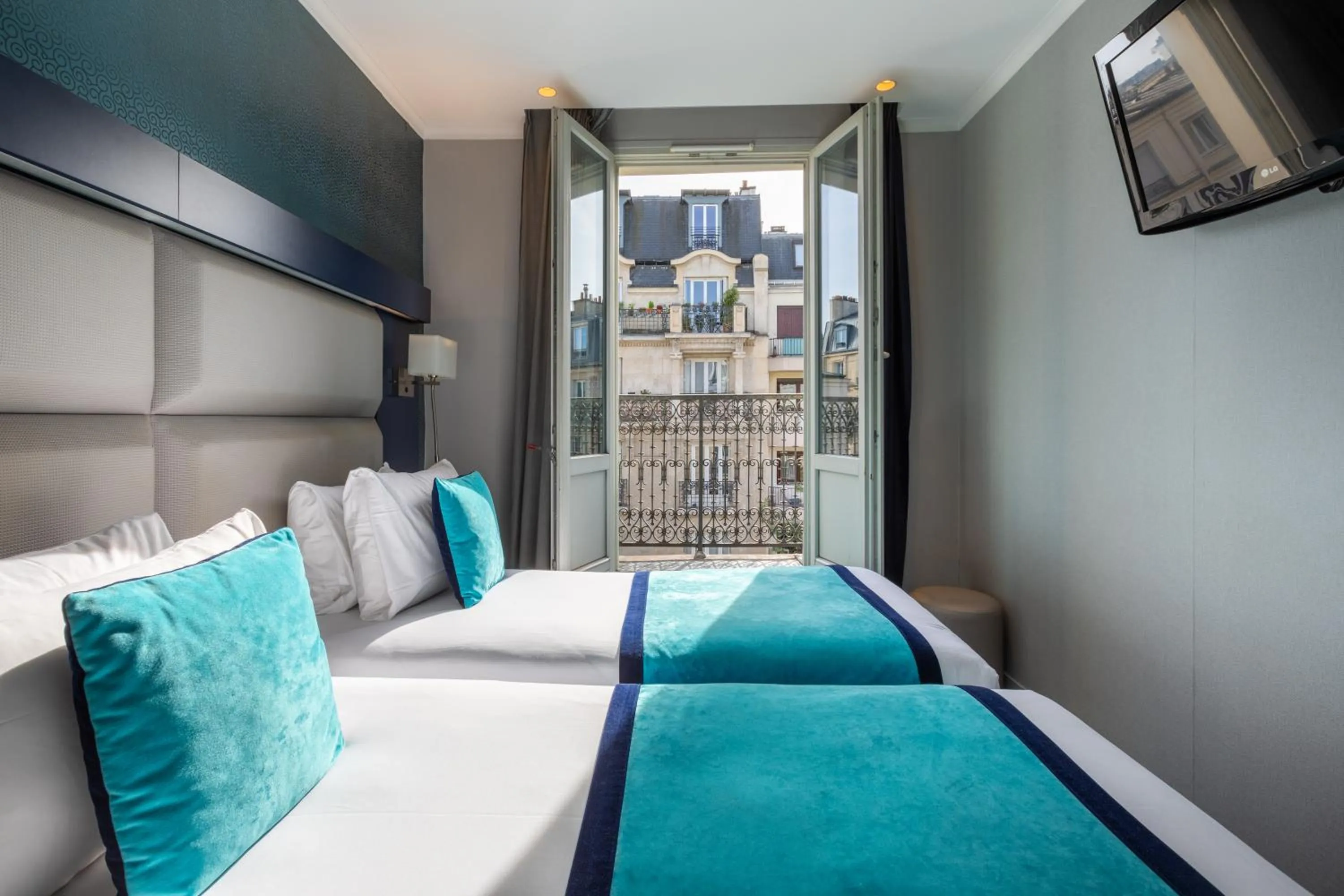 Bed in Prince Albert Montmartre