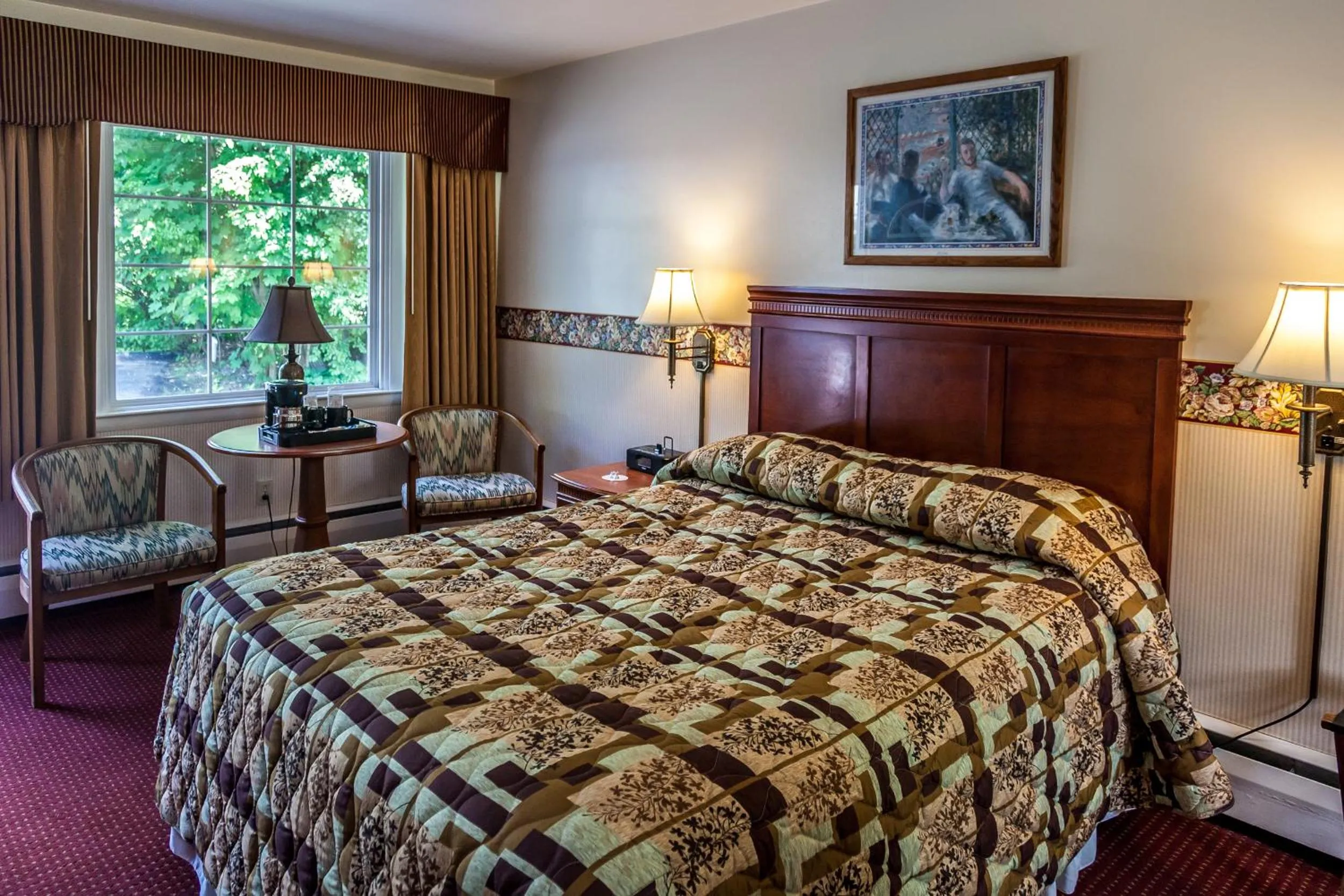 Bed in Maple Terrace Motel