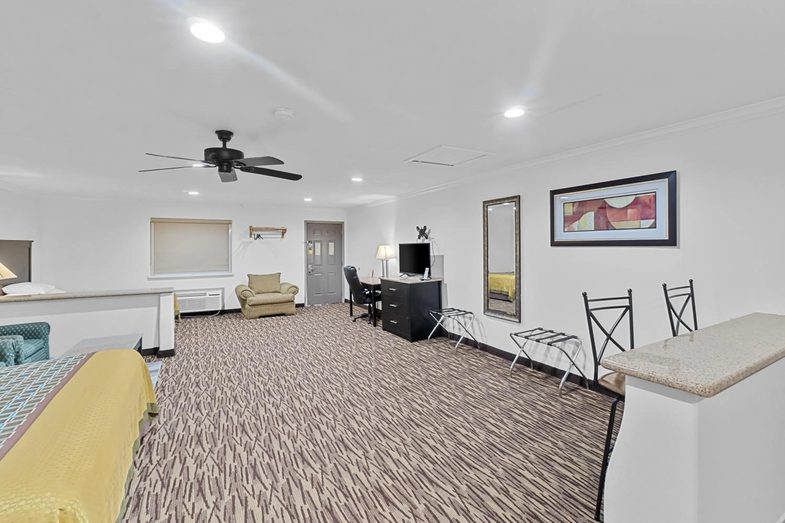 Photo of the whole room in Super 8 by Wyndham McAllen-Downtown-Airport-LA Plaza Mall