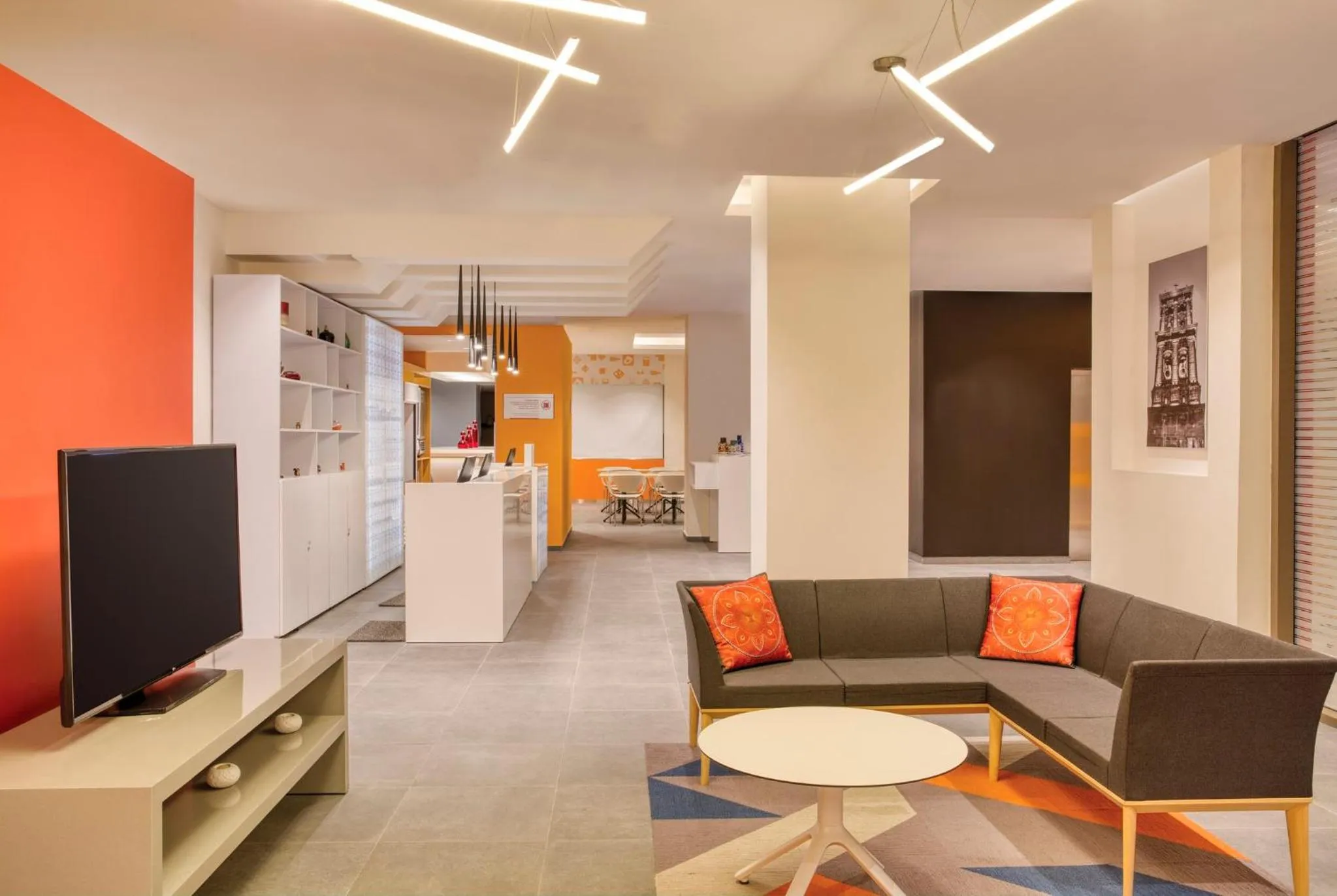 Lobby or reception in Fiesta Inn Express Puebla Explanada