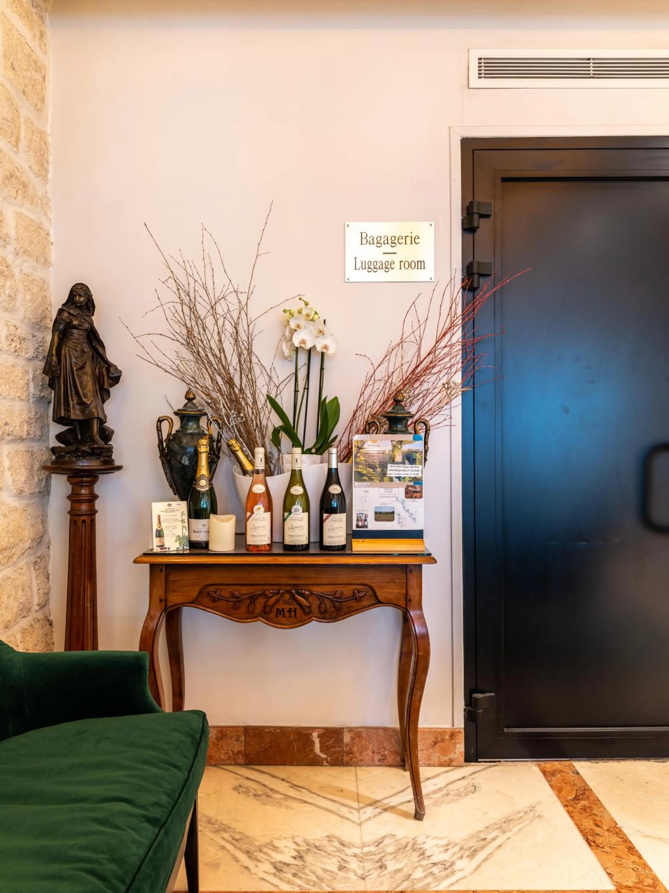 Alcoholic drinks in Hotel Minerve