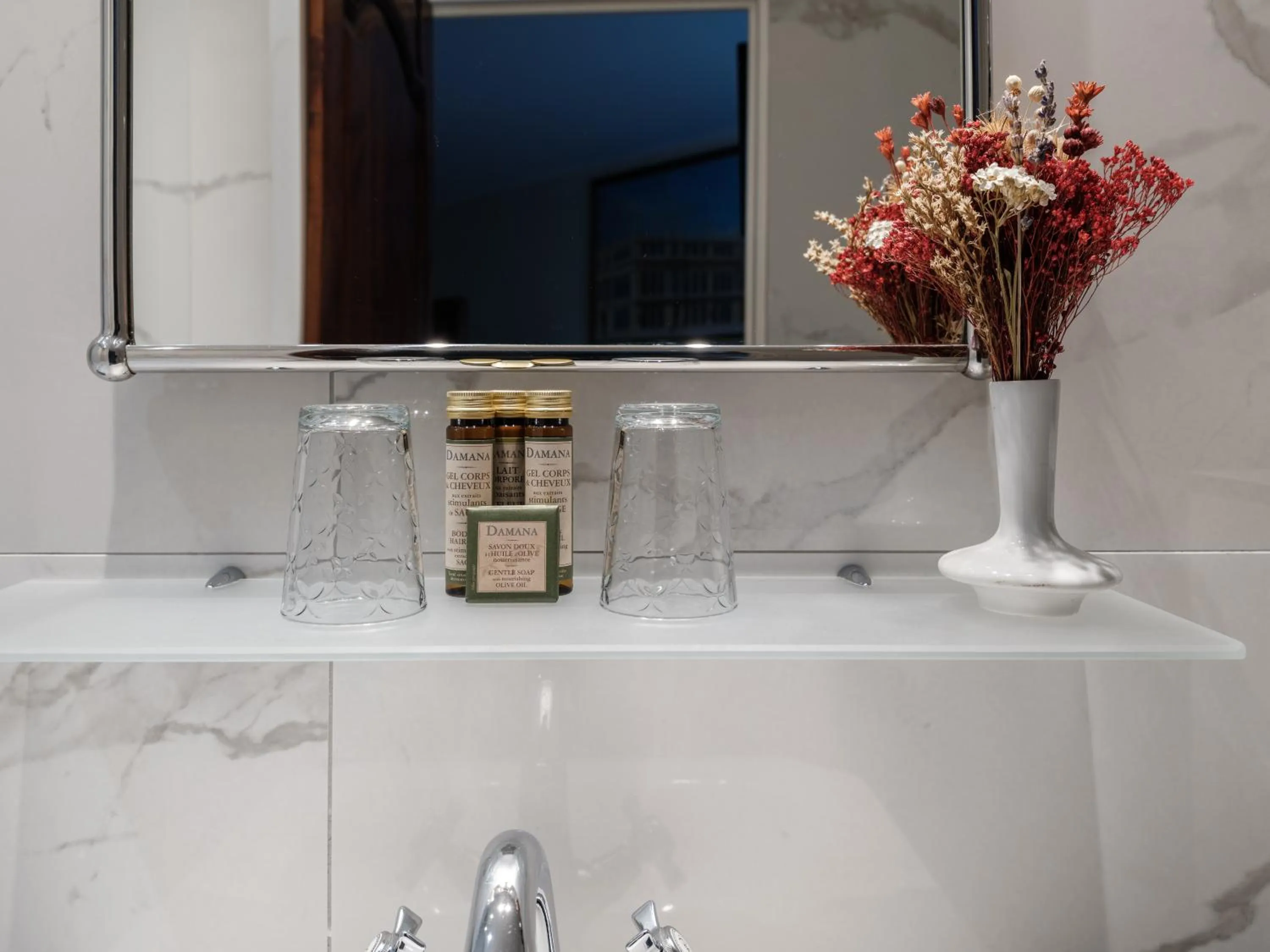 Bathroom in Hotel Minerve