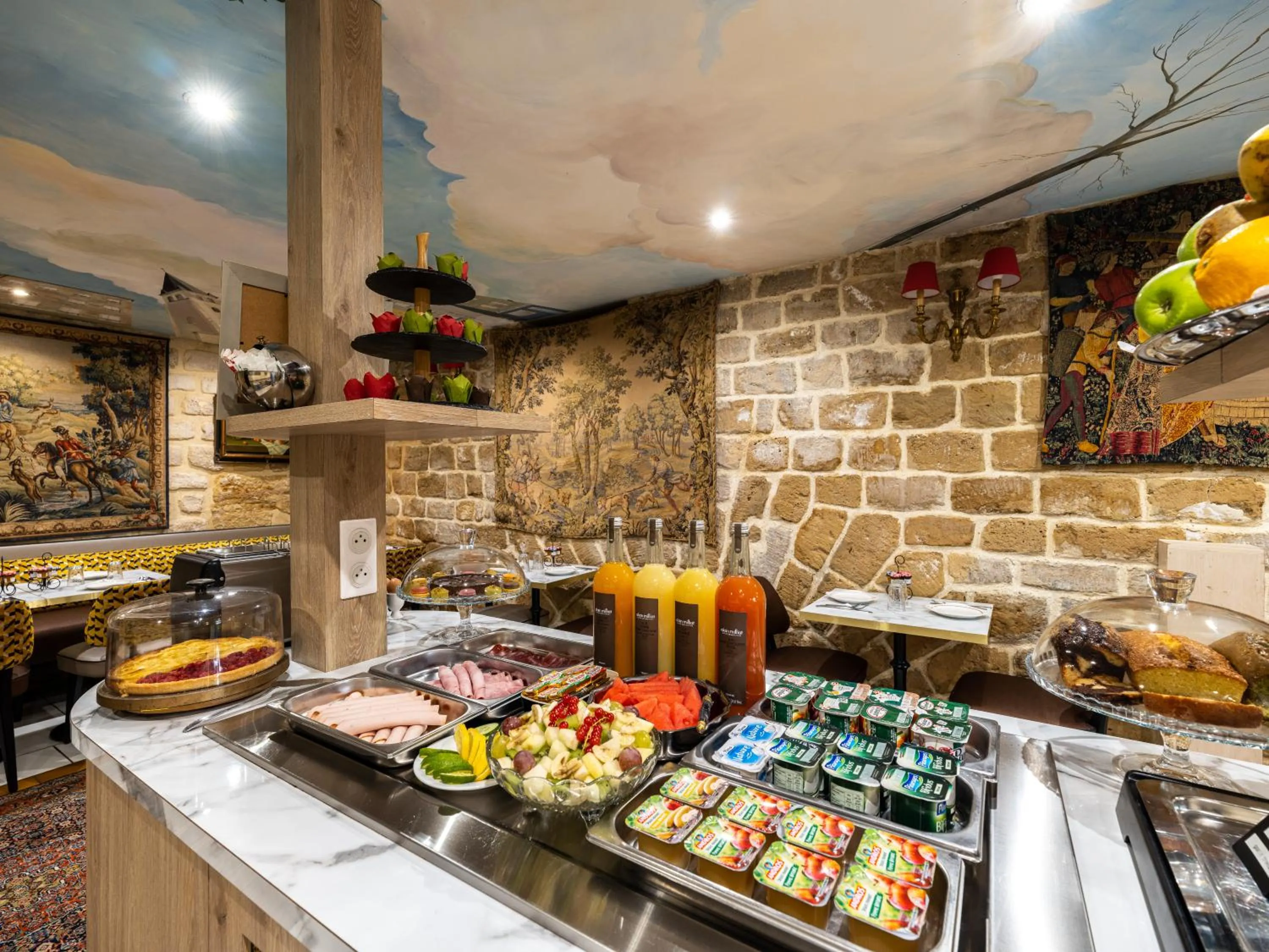 Breakfast in Hotel Minerve