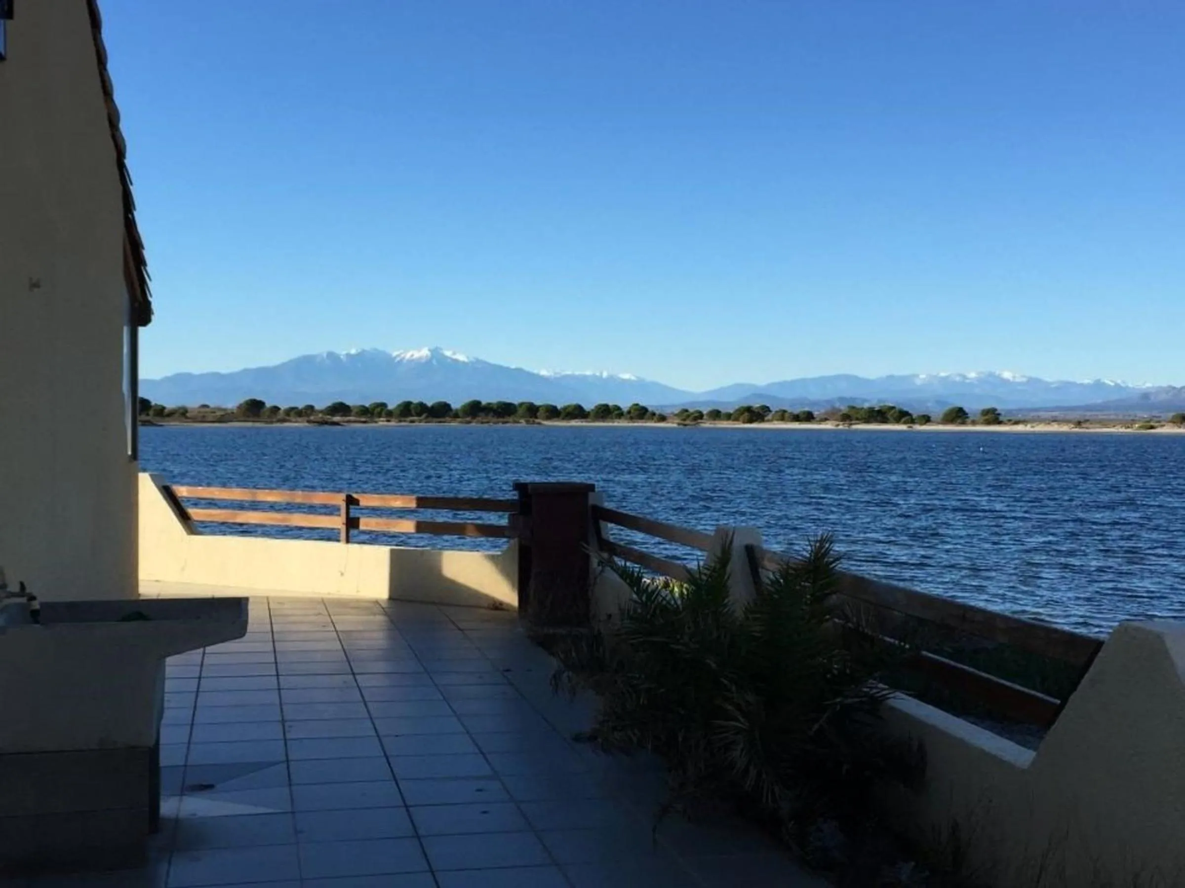 Villa 3 pièces avec mezzanine pour 6 personnes à Port Leucate - Wifi et parking - FR-1-81-80