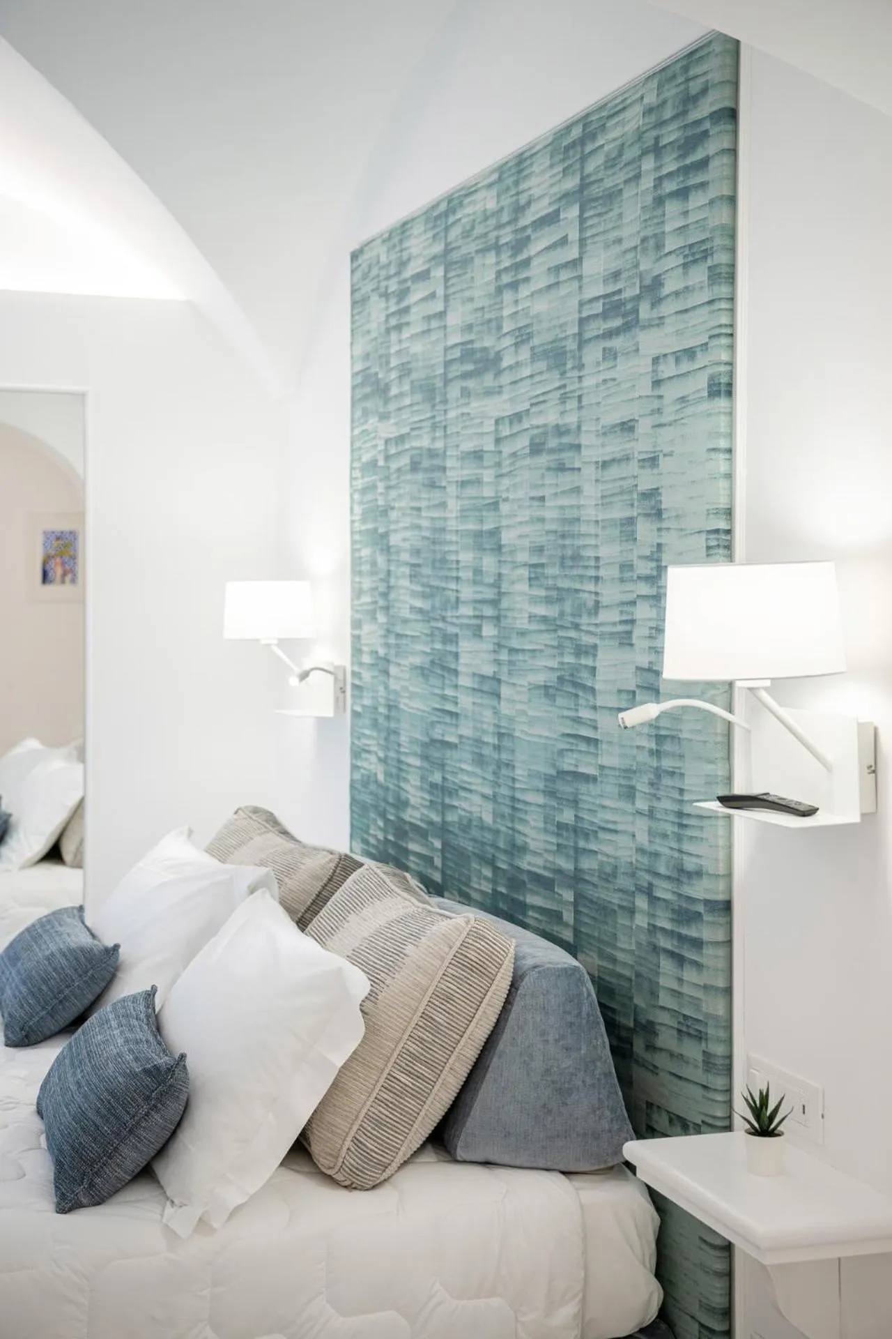 Bed in La Divina Amalfi Coast