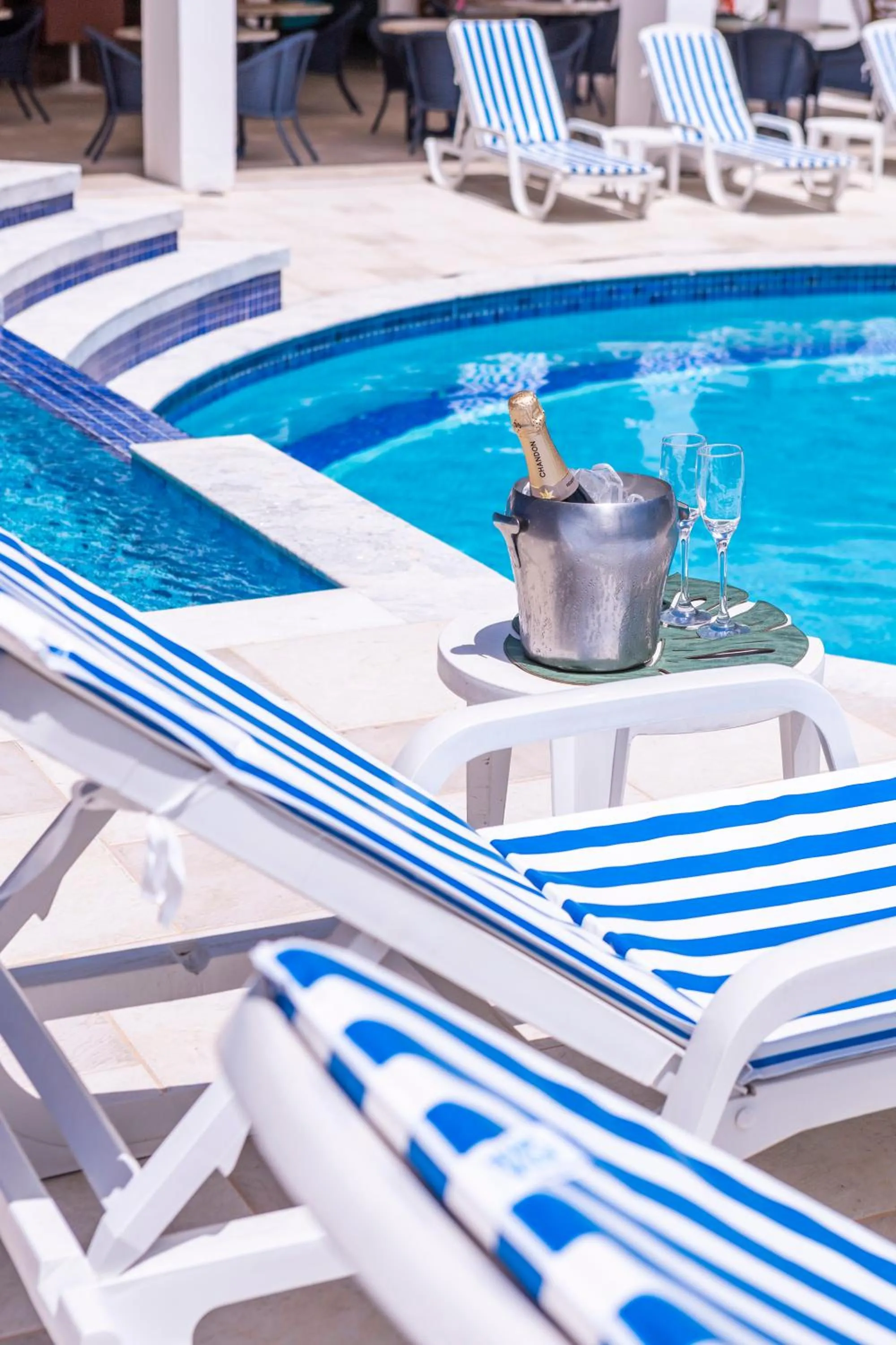 Swimming pool in Hotel Ilhabela