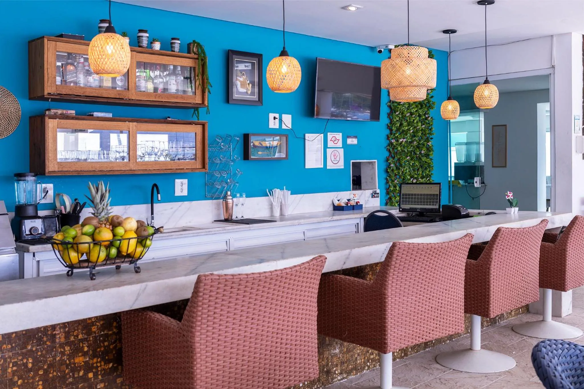 Lounge or bar in Hotel Ilhabela