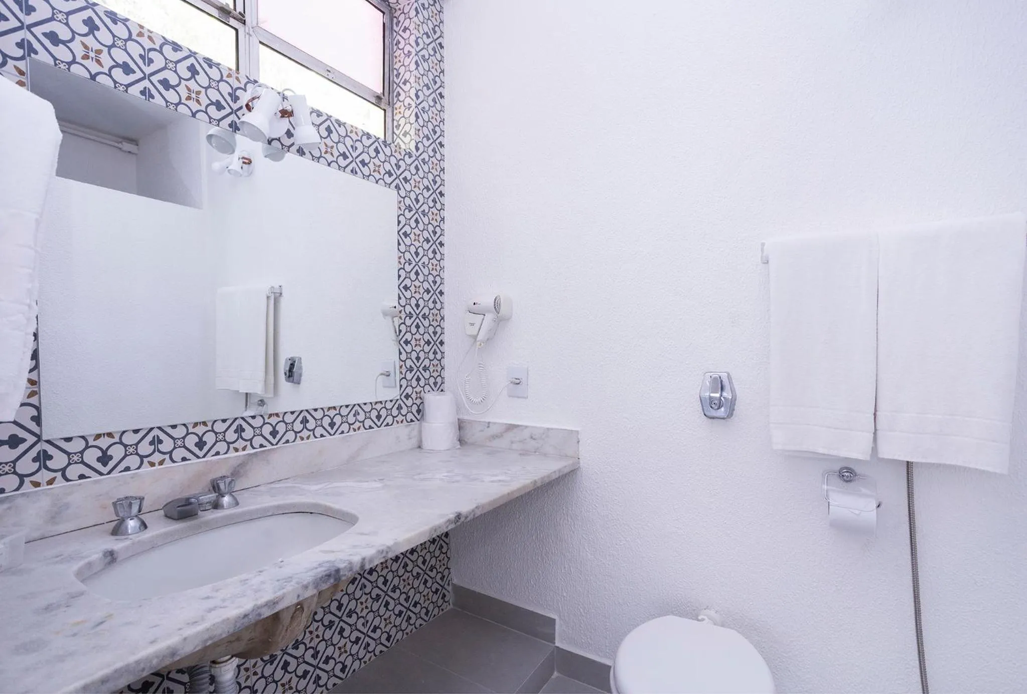 Bathroom in Hotel Ilhabela