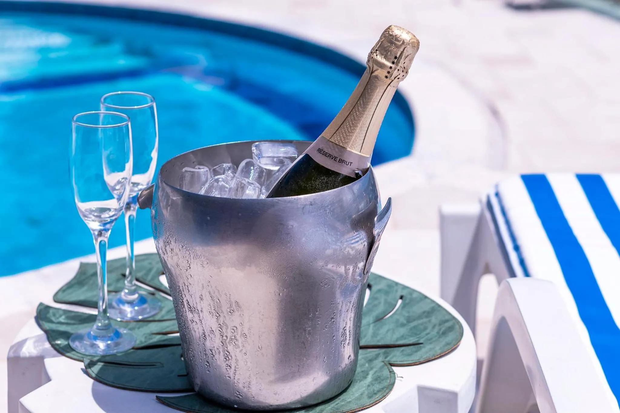 Swimming pool in Hotel Ilhabela