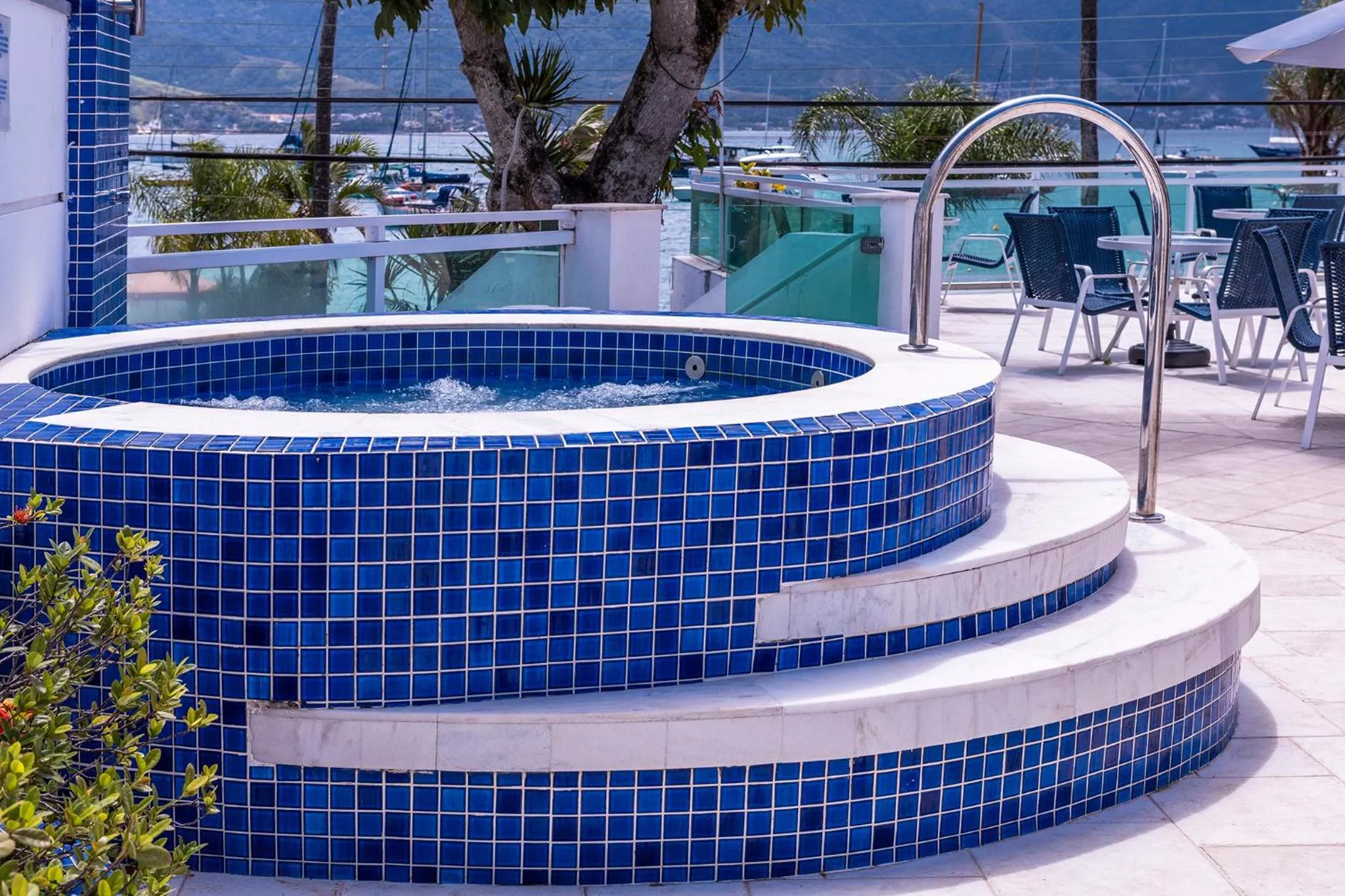 Swimming pool in Hotel Ilhabela