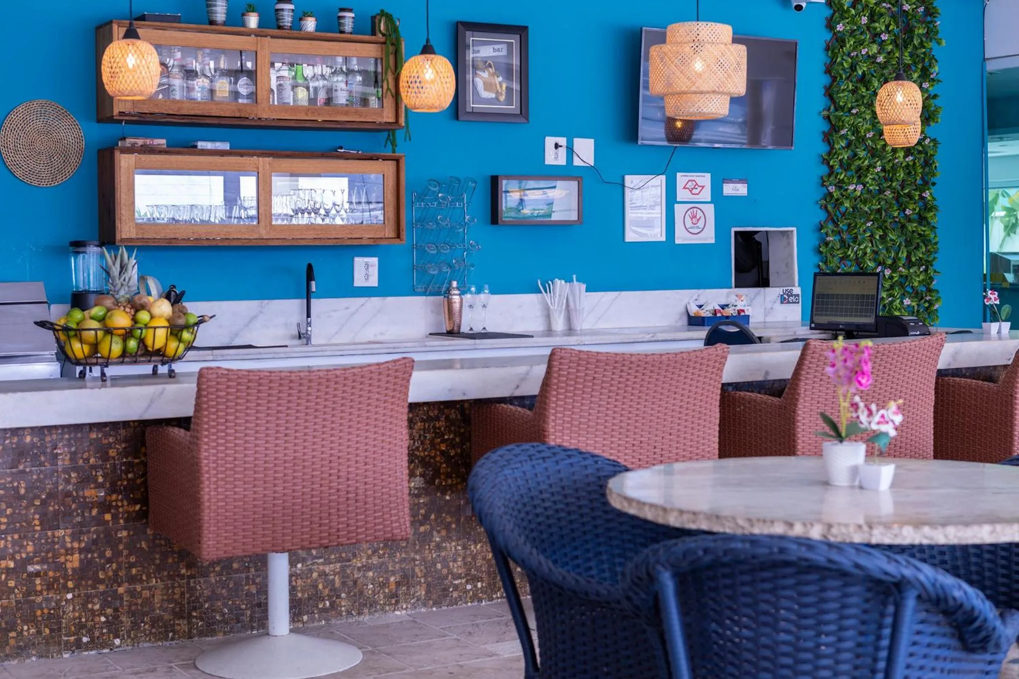 Lounge or bar in Hotel Ilhabela
