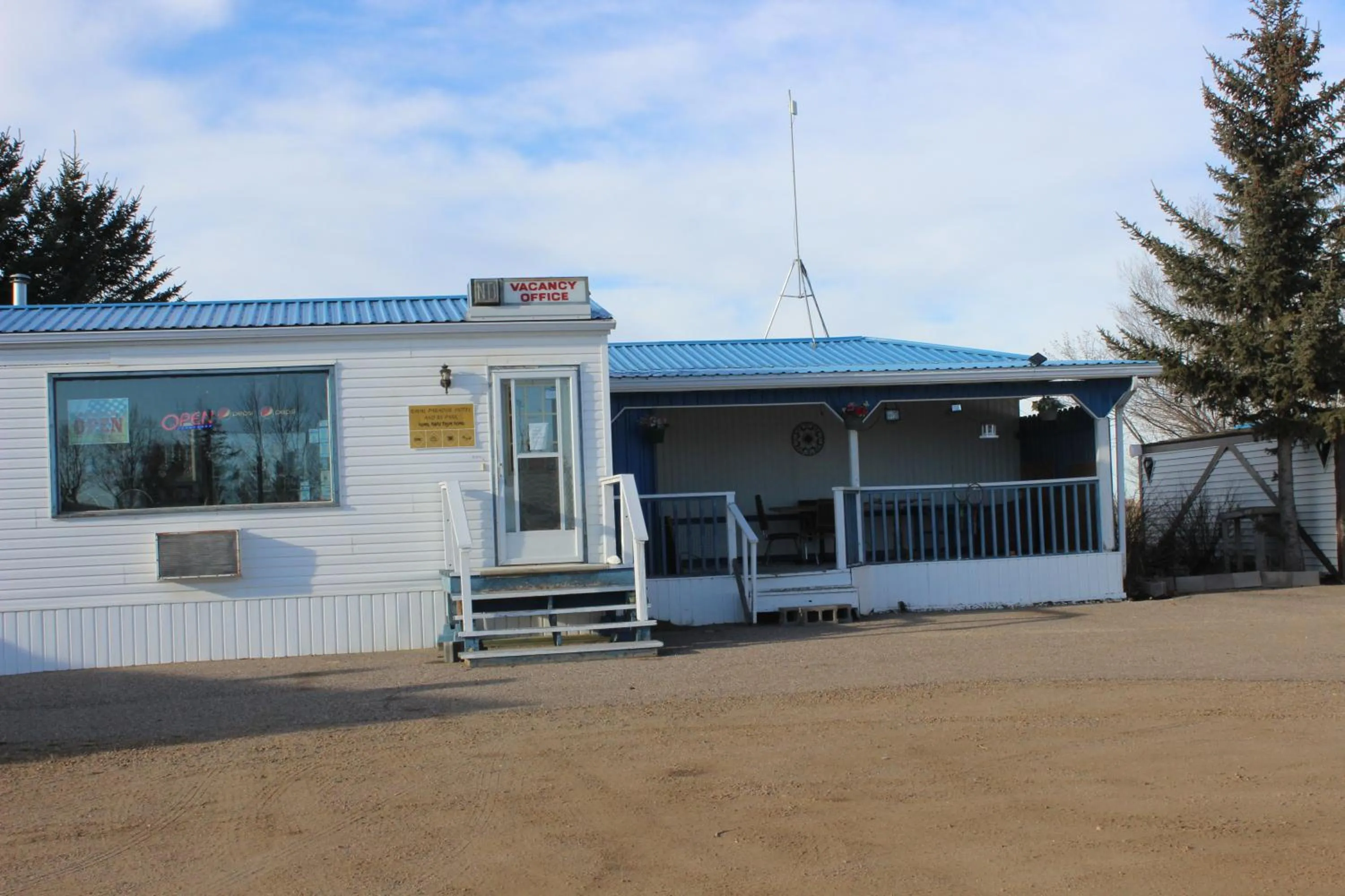 Business facilities in Raval Paradise Motel and RV Park