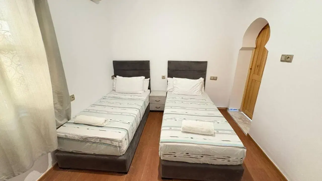 Twin Room with Shower in Dar Chefchaouen Twin Room with Shower in Dar Chefchaouen