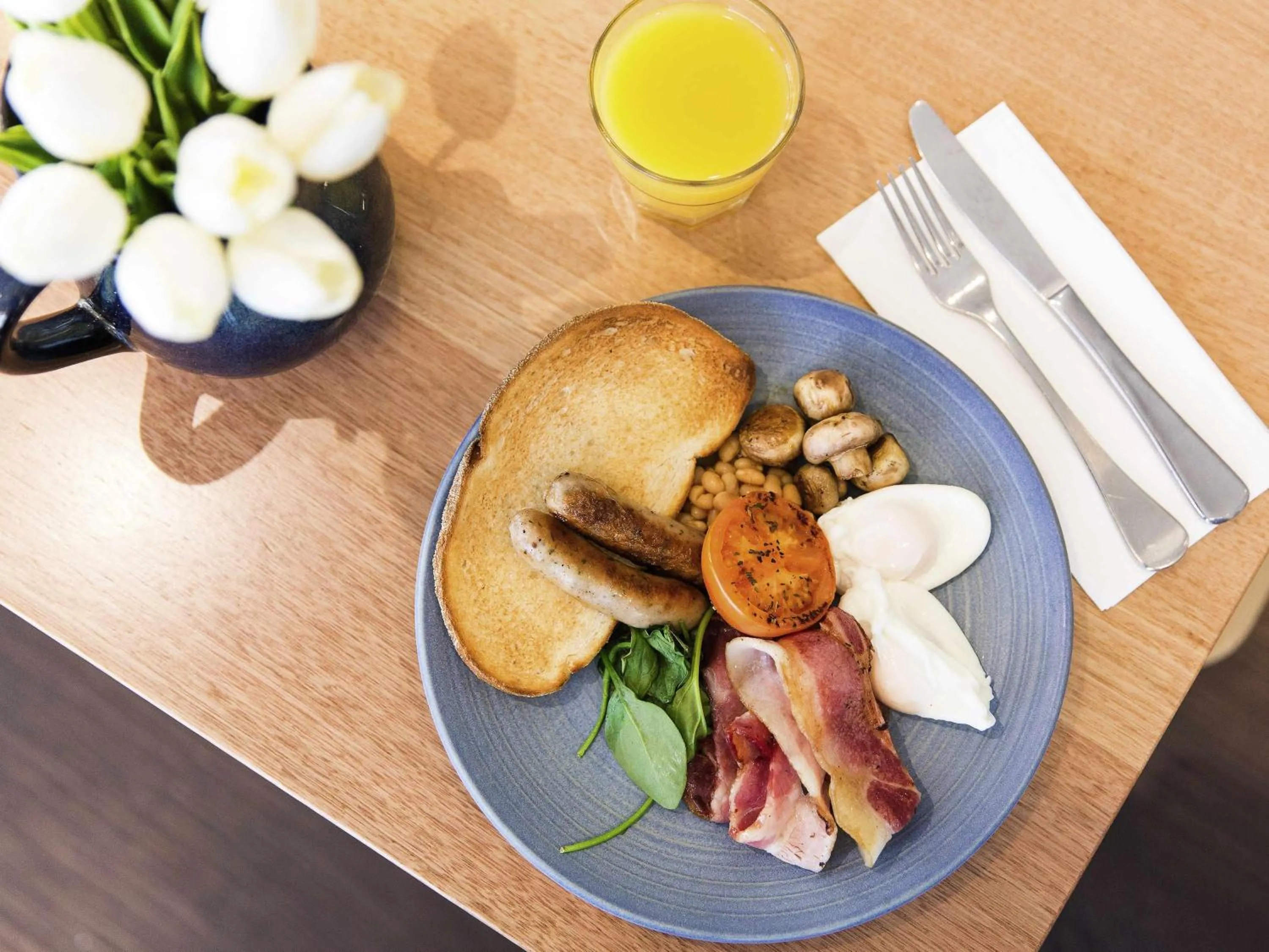 Restaurant/places to eat in ibis Sydney Darling Harbour