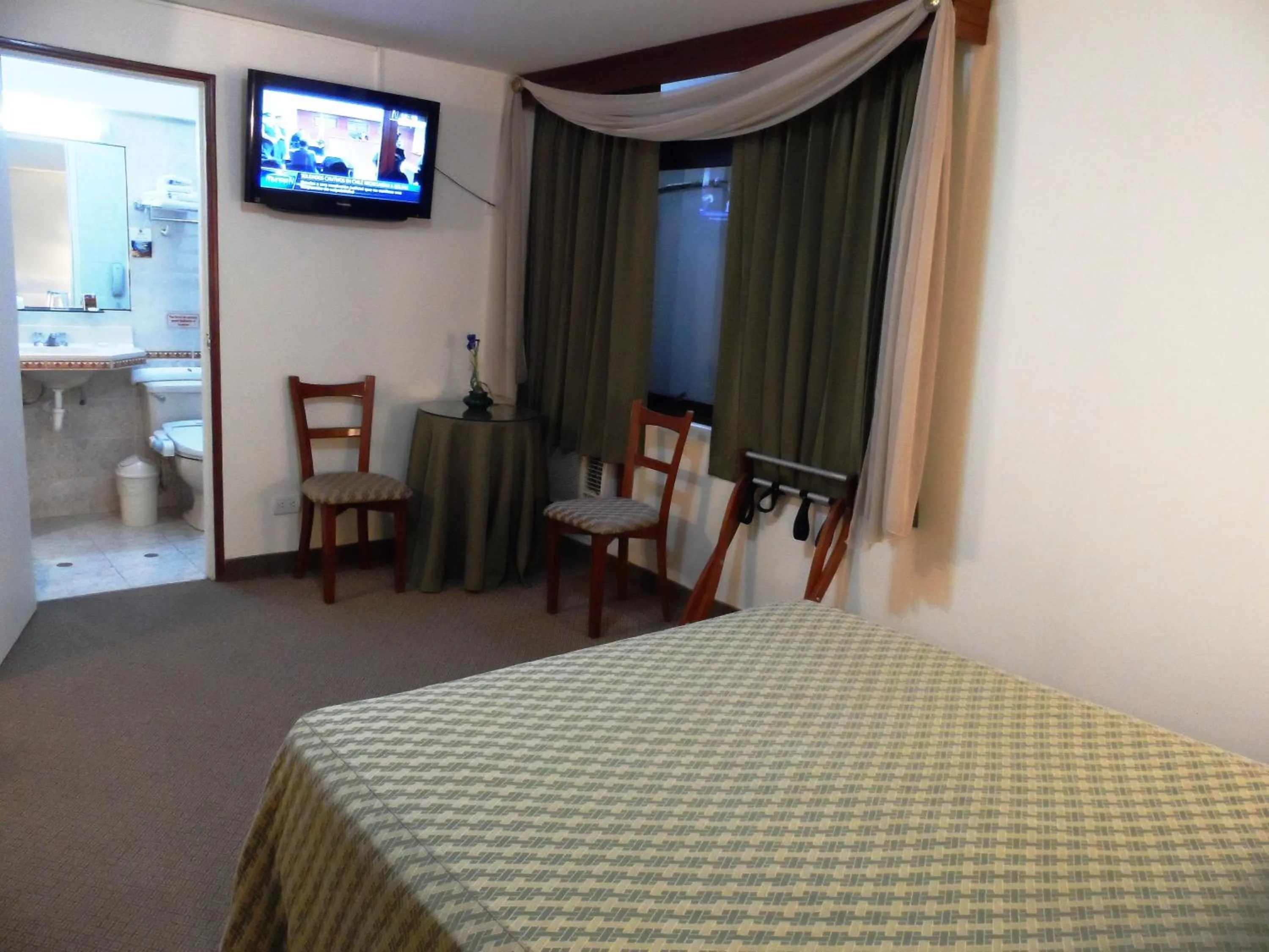 Bedroom, Bed in Intiotel Chiclayo