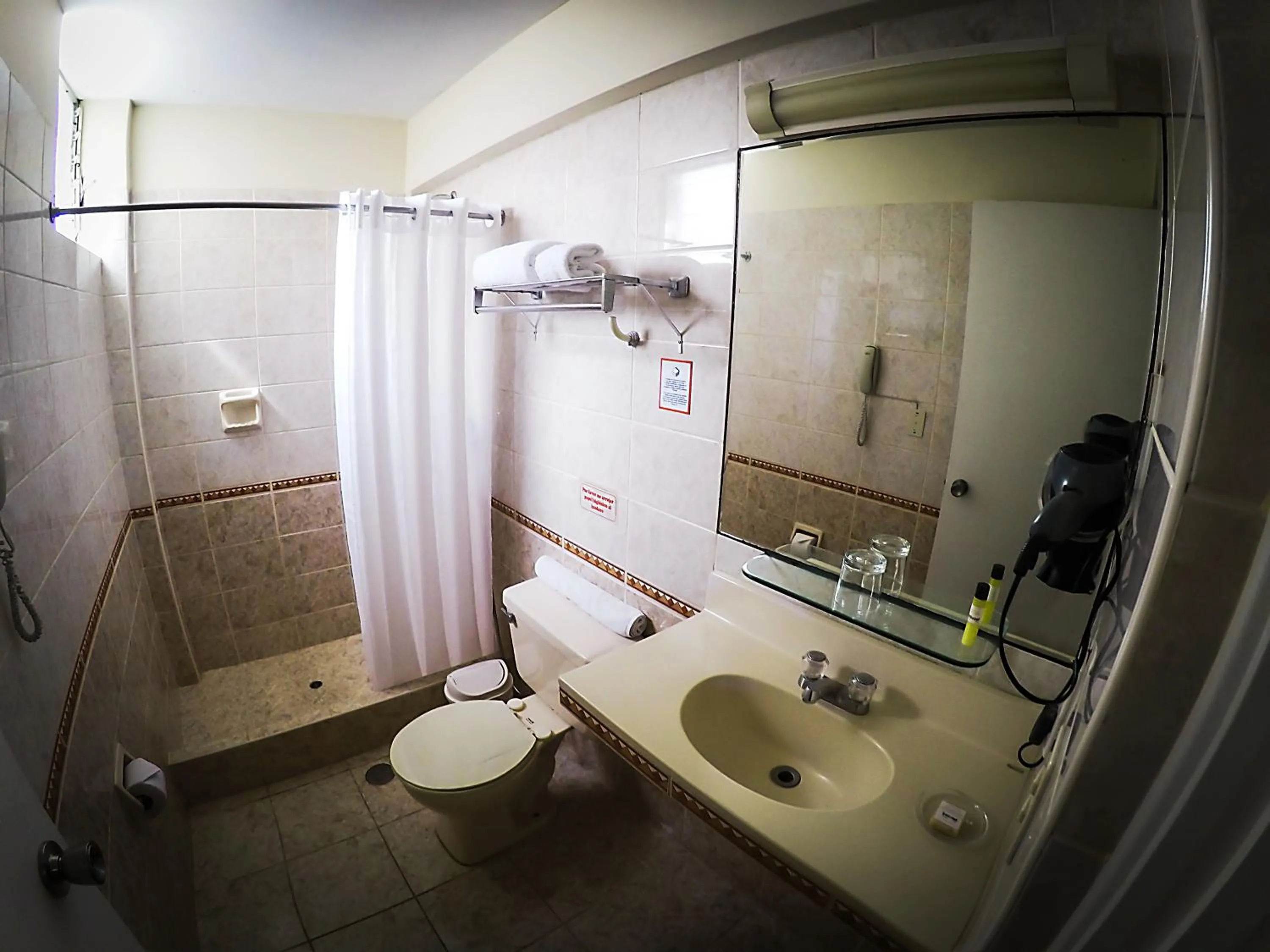 Bathroom in Intiotel Chiclayo