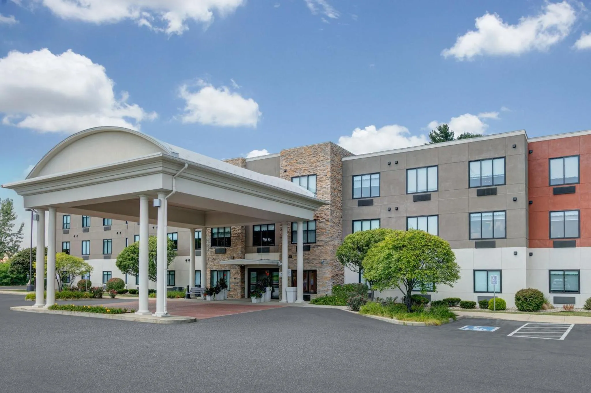 Property building in Holiday Inn Express Hotel and Suites Valparaiso by IHG