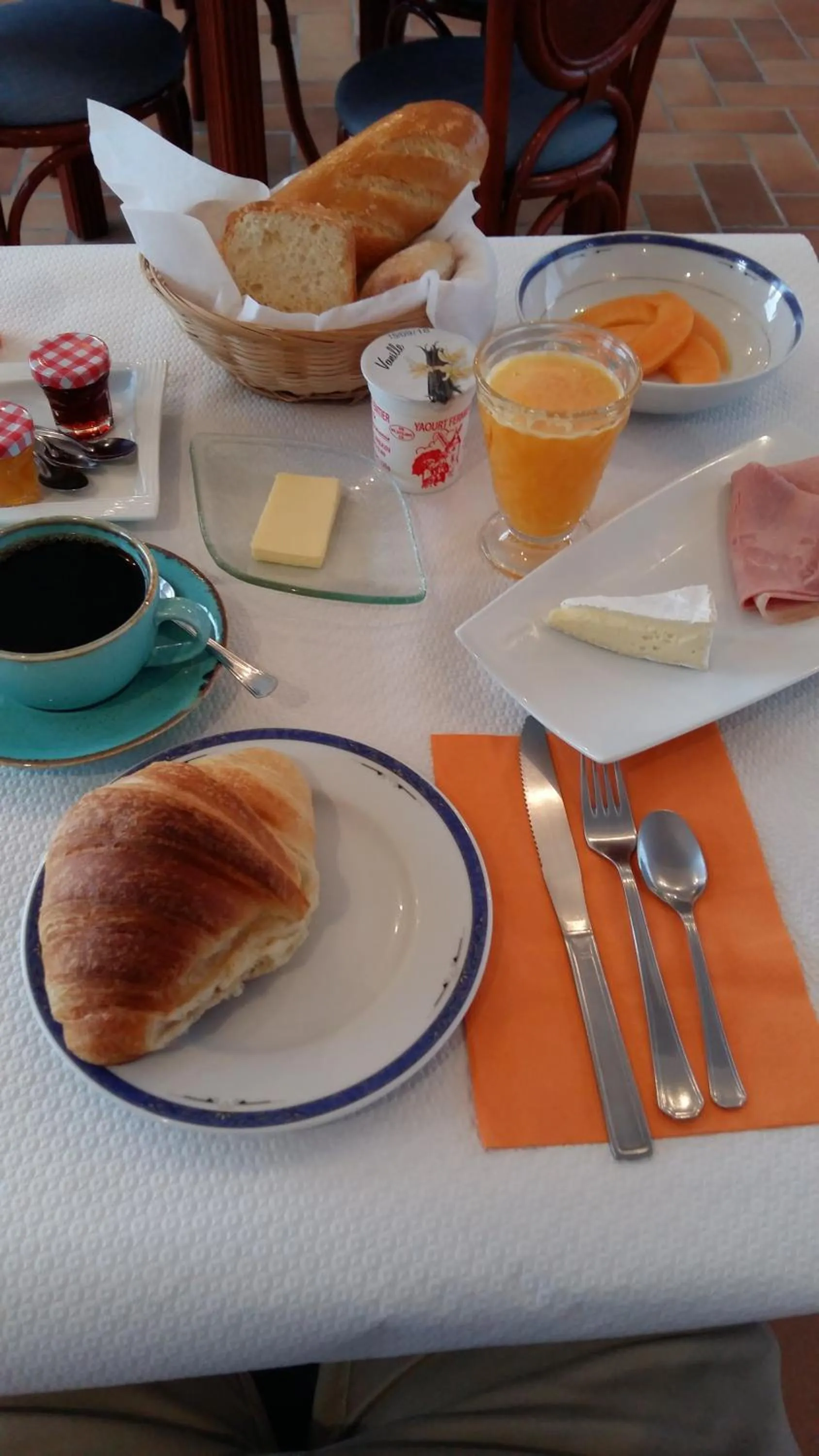 Continental breakfast in Hotel Les Esseppes