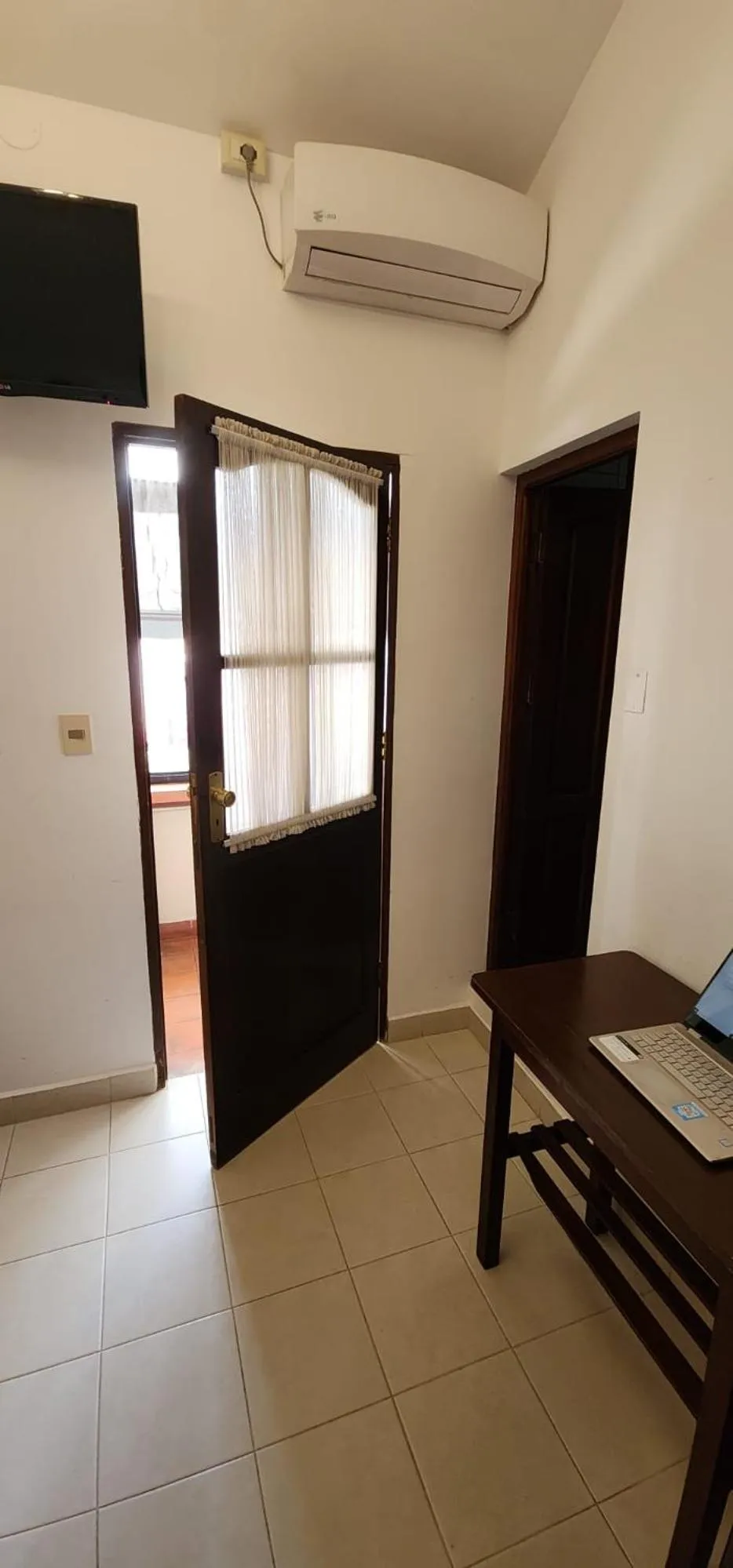 TV and multimedia in Hotel Carmen