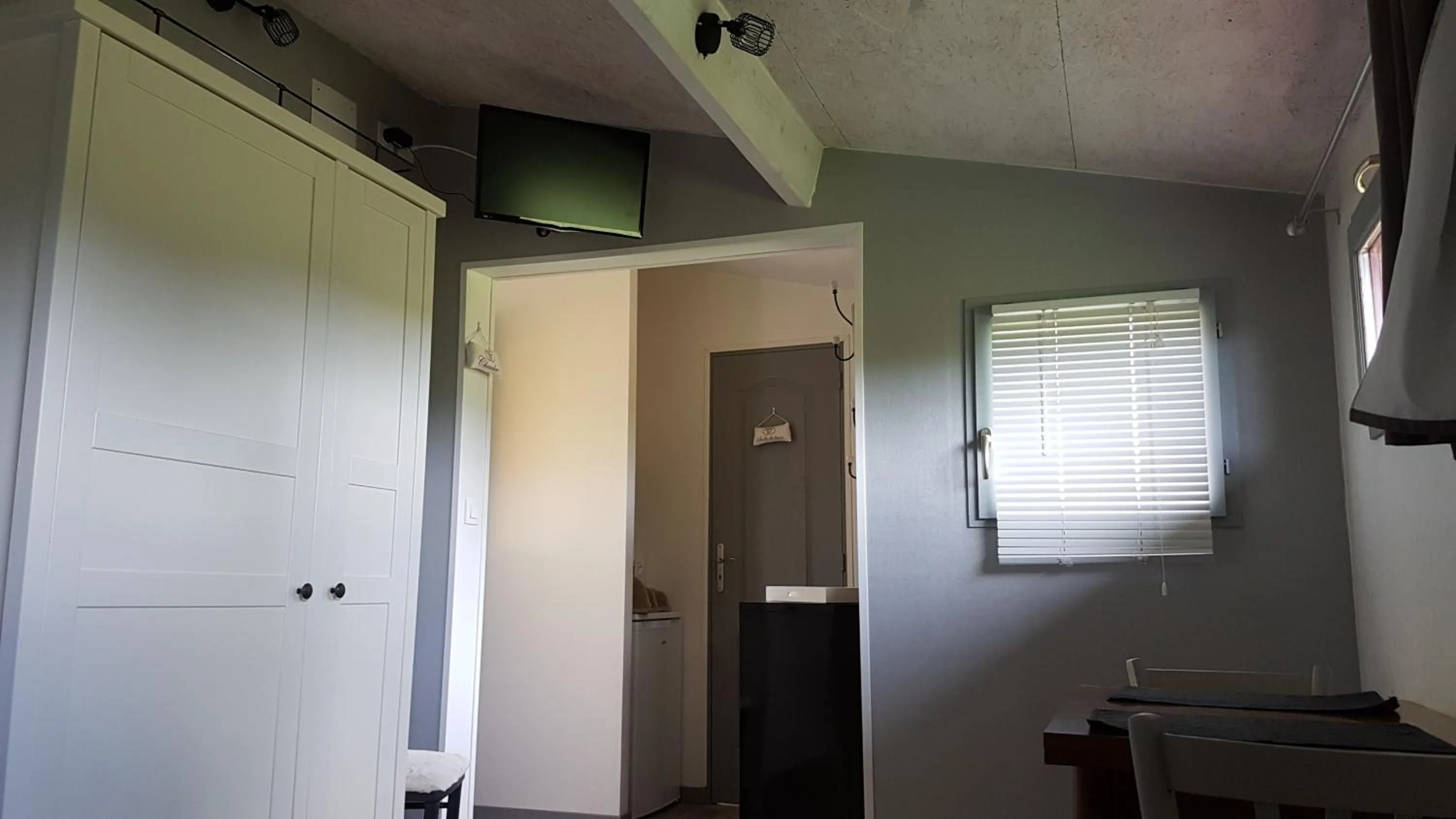 TV and multimedia in La THIBAUDIERE Tilleul