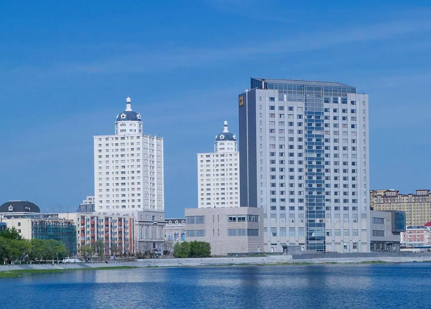 Property building in Shangri-La Manzhouli