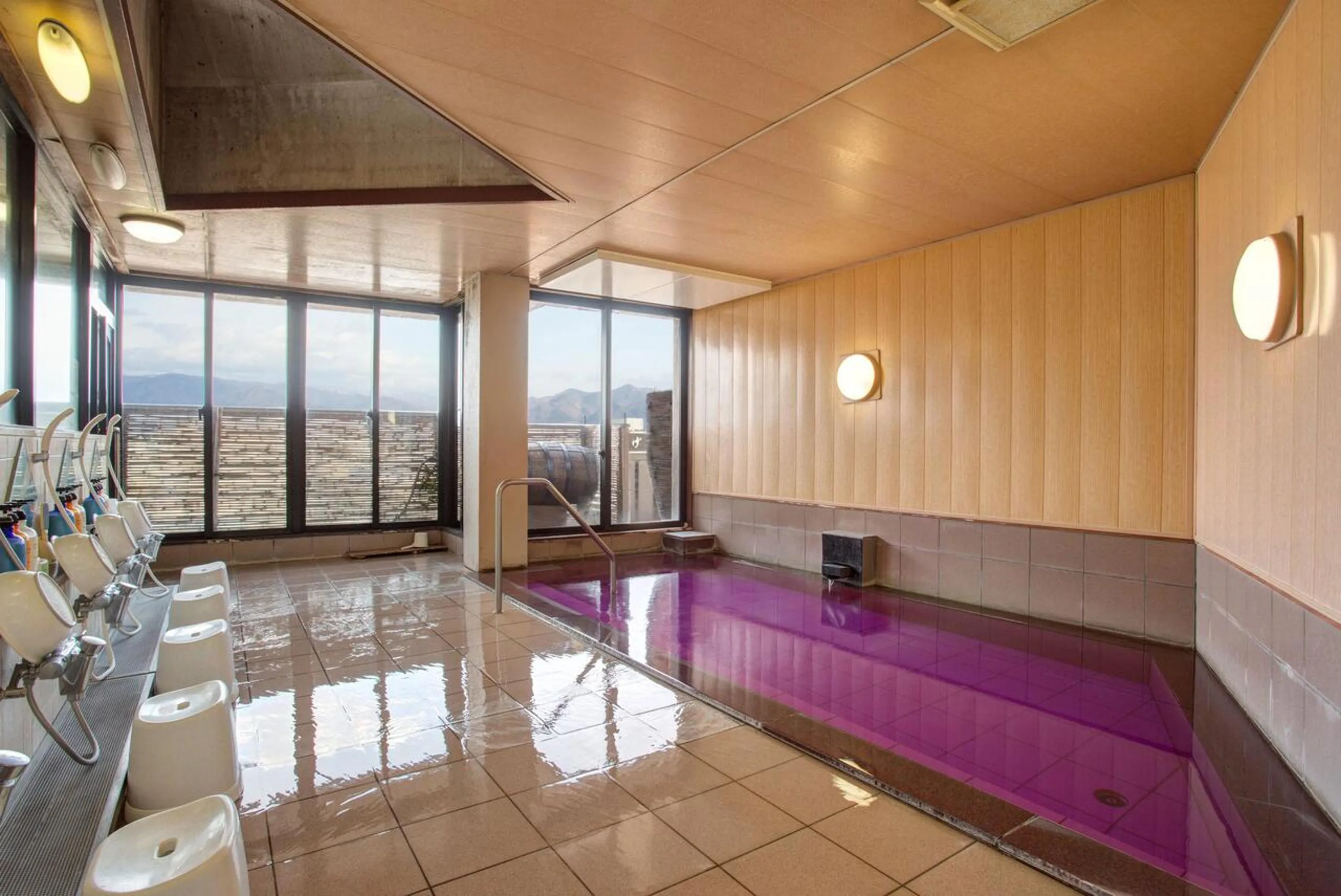 Hot Spring Bath in Hotel Hatta