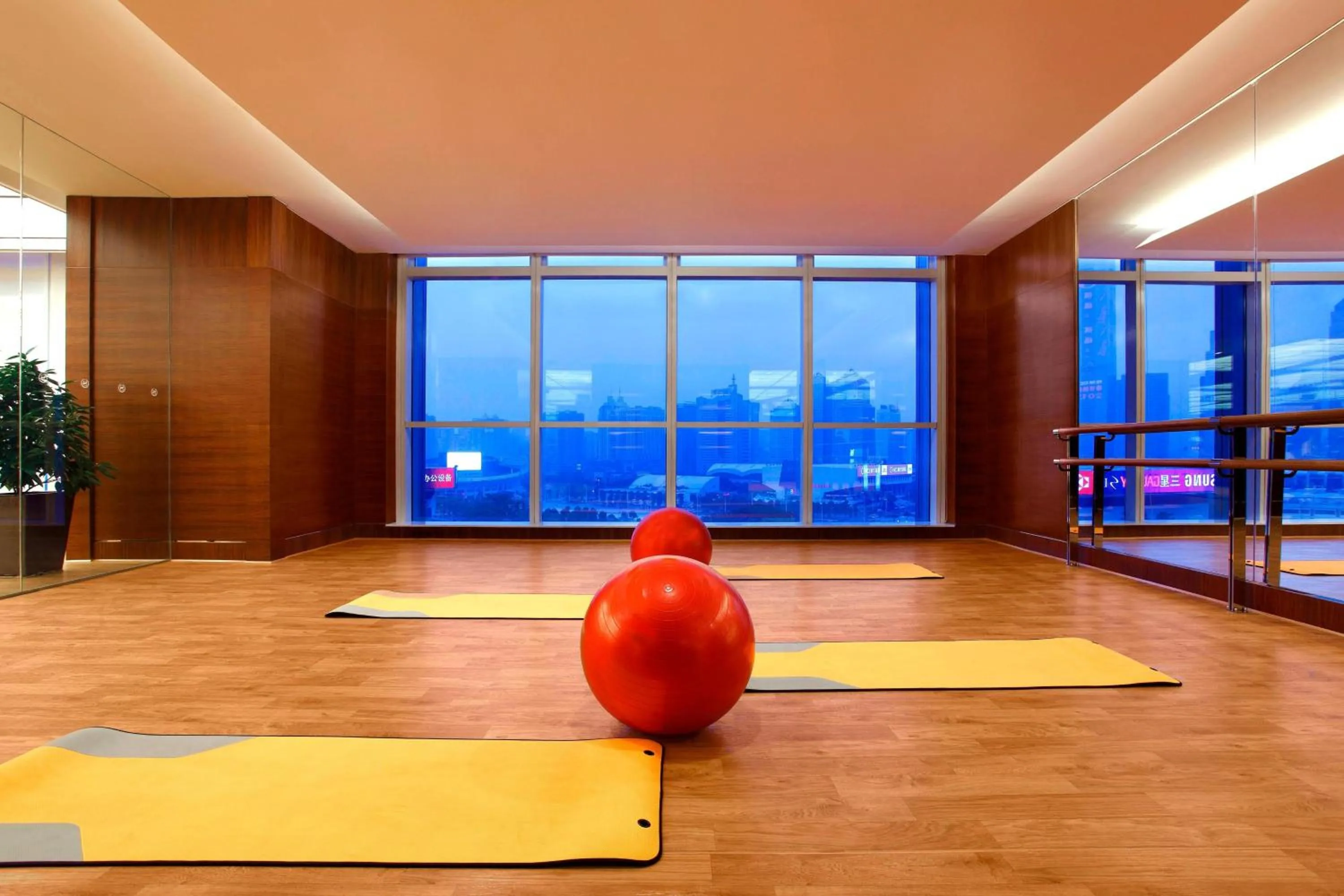 Fitness centre/facilities in Sheraton Guangzhou Hotel