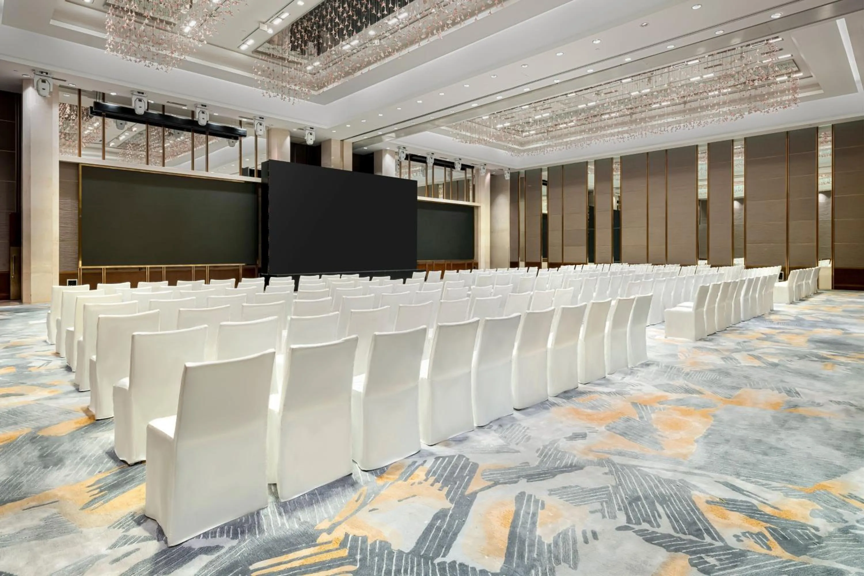 Meeting/conference room in Sheraton Guangzhou Hotel
