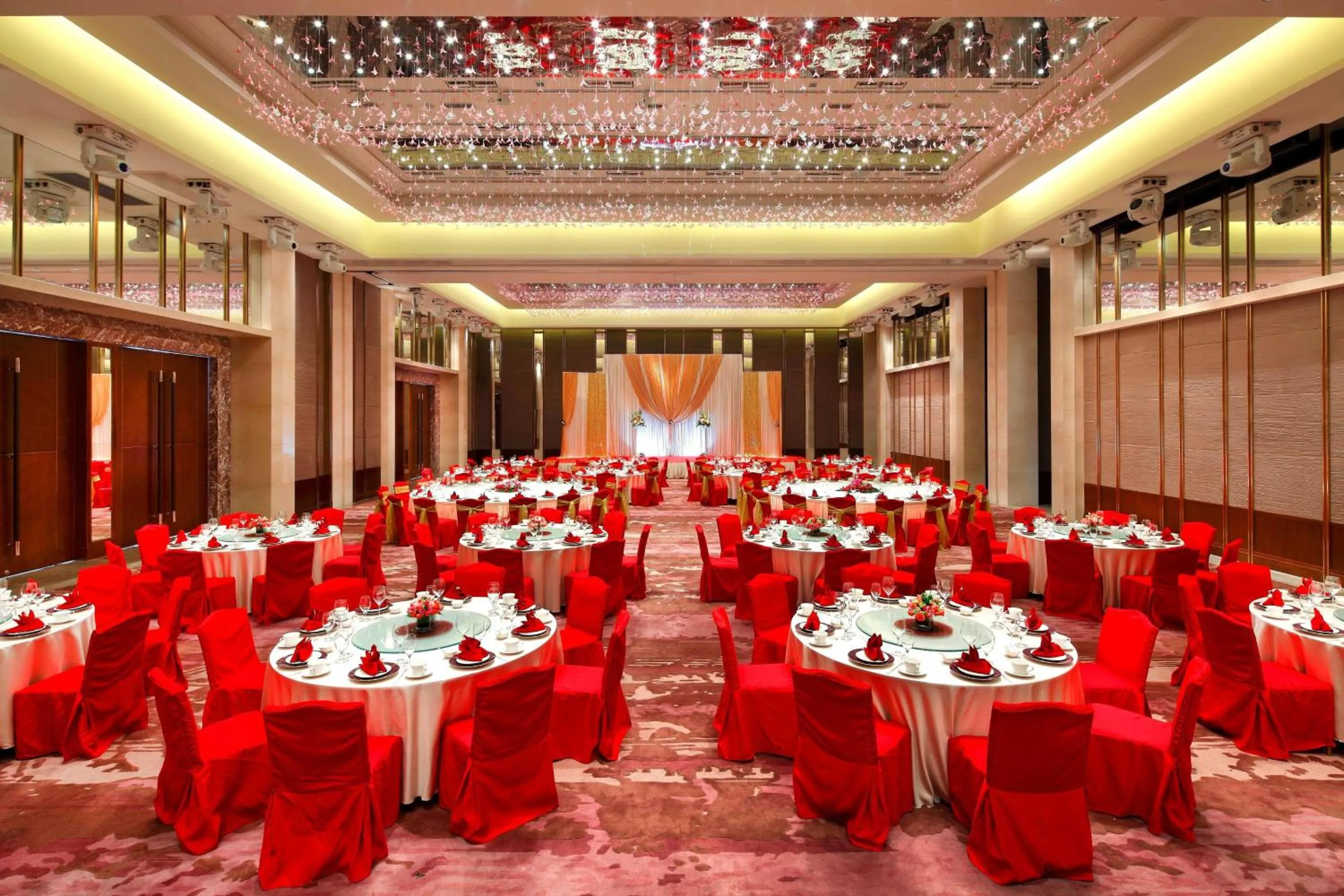 Lobby or reception in Sheraton Guangzhou Hotel