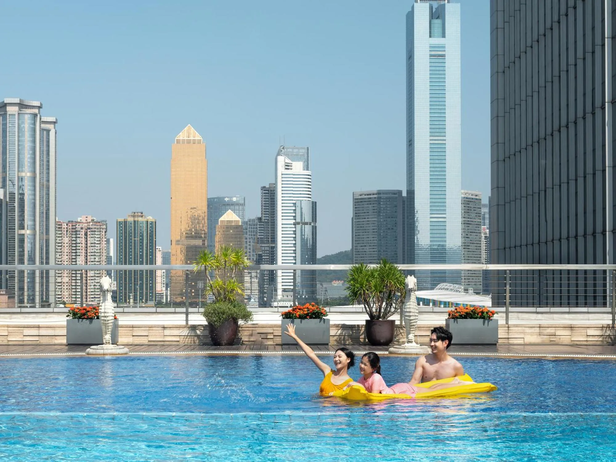 Pool view in Sheraton Guangzhou Hotel