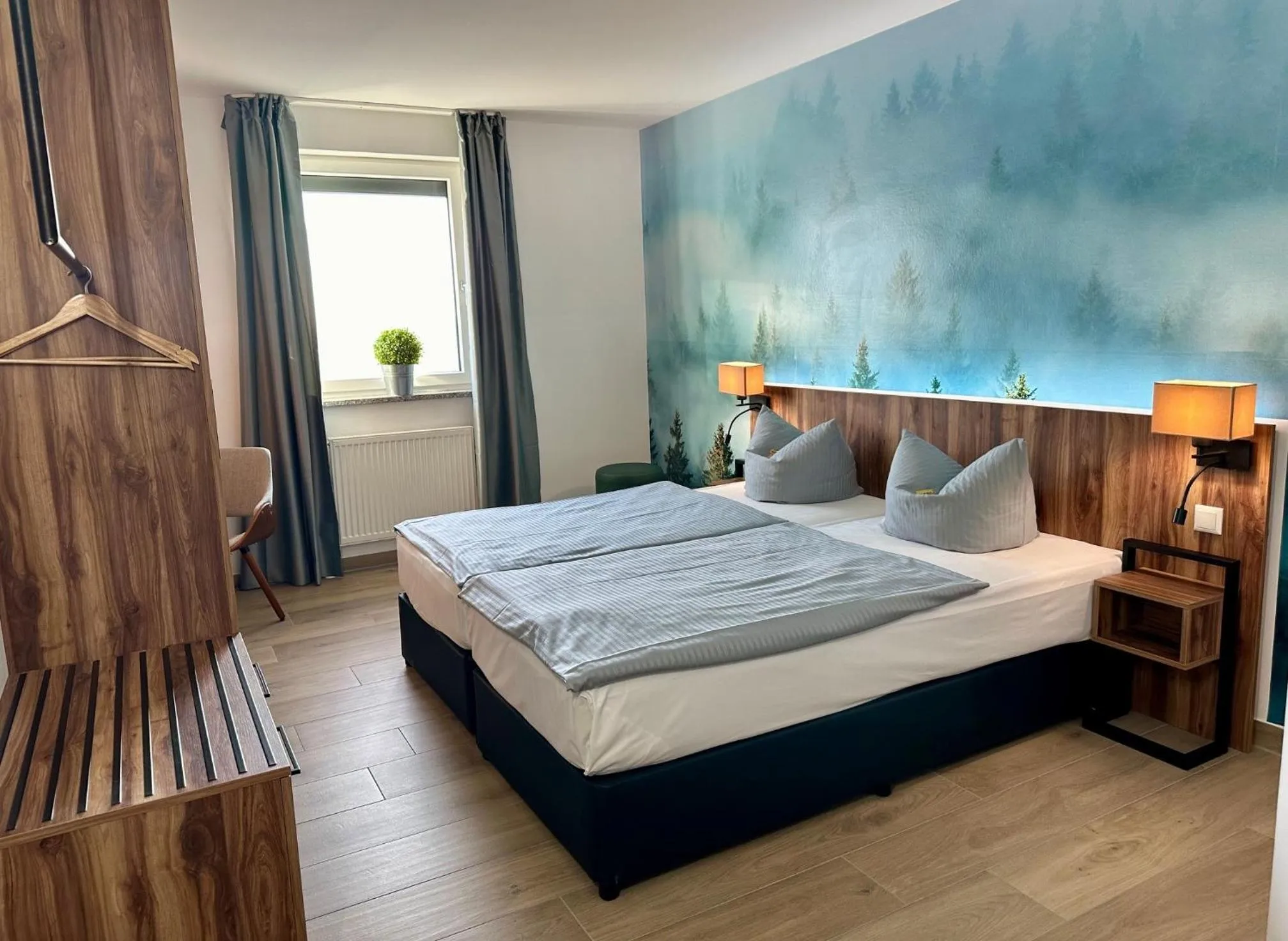 Photo of the whole room, Bed in AUSZEIT DAS HOTEL Asbach-Bäumenheim