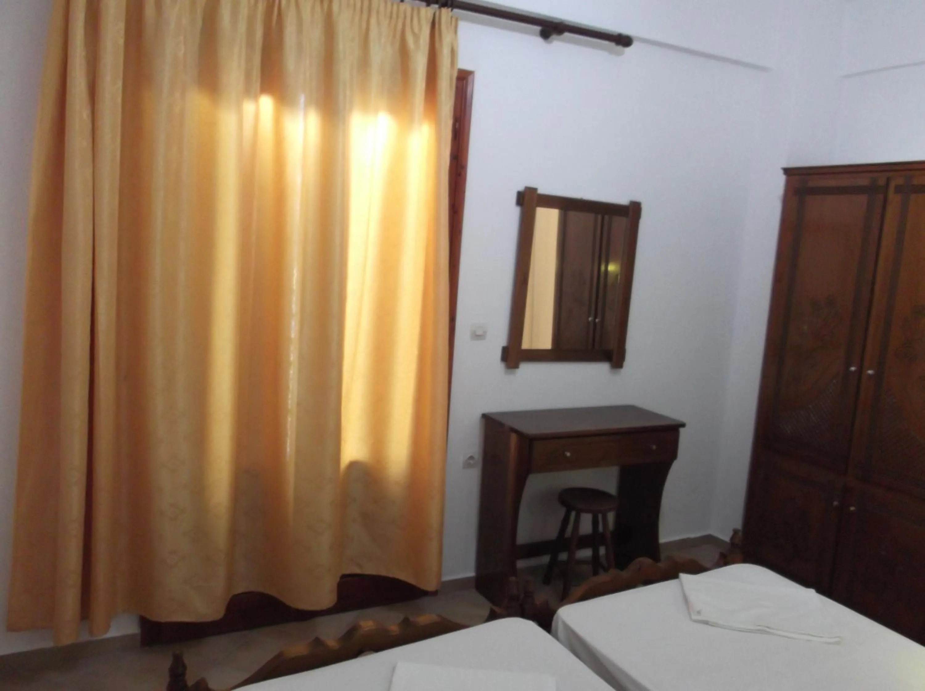 Decorative detail, Bed in Stella Apartments