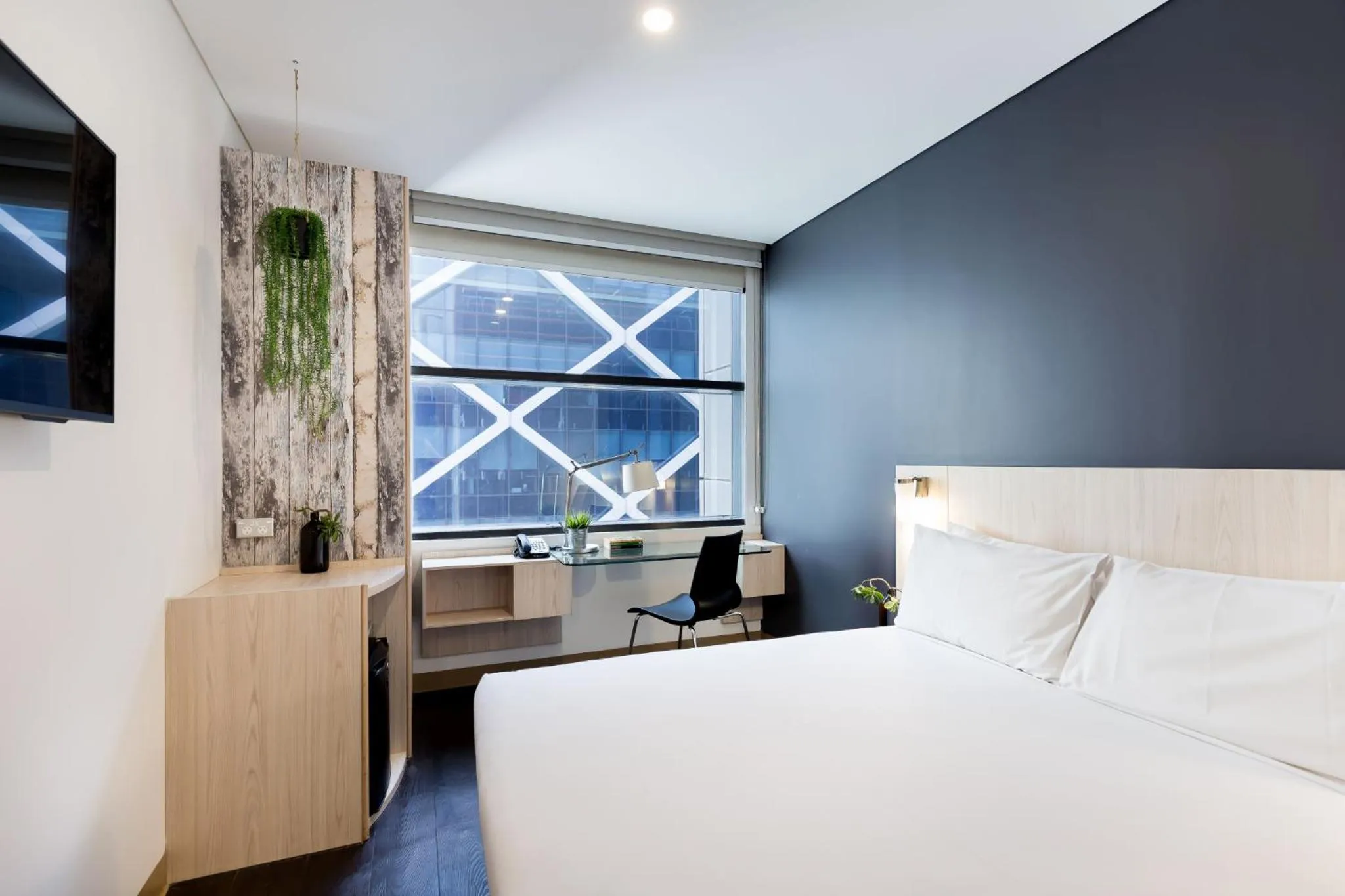 Bedroom, Bed in ibis Sydney Barangaroo