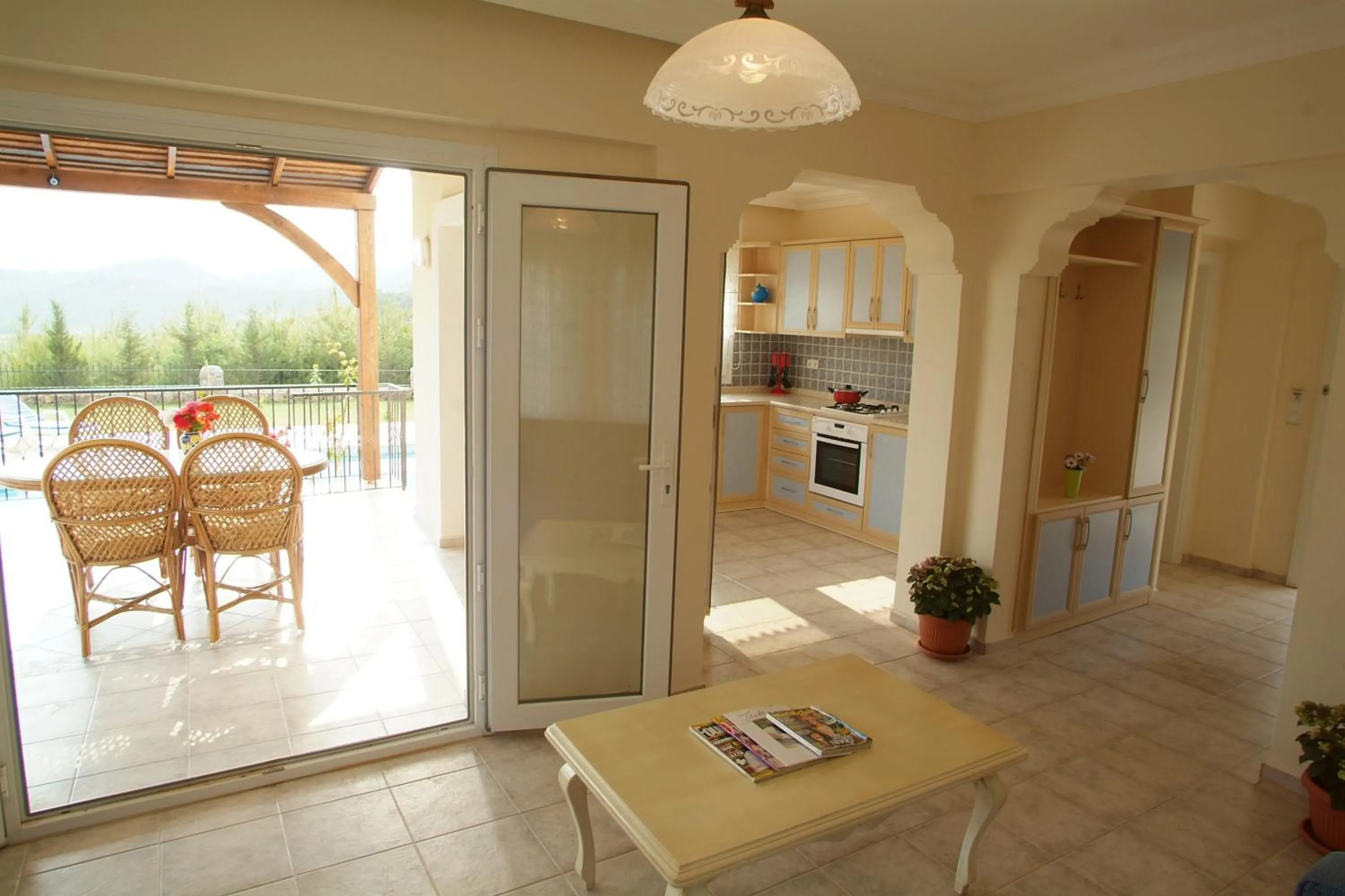 Living room in Sea Breeze Hotel and Apartments