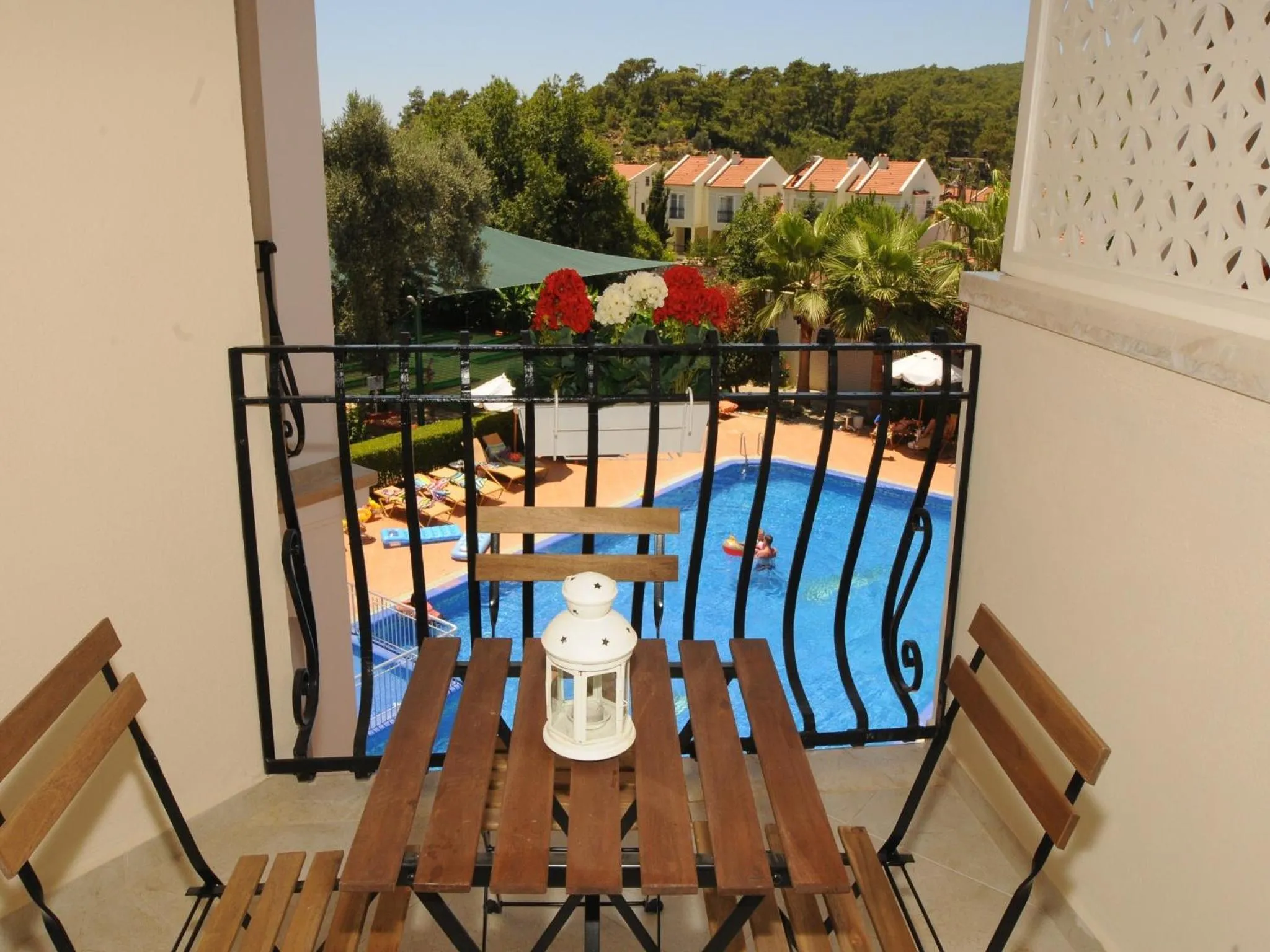 Balcony/Terrace in Sea Breeze Hotel and Apartments