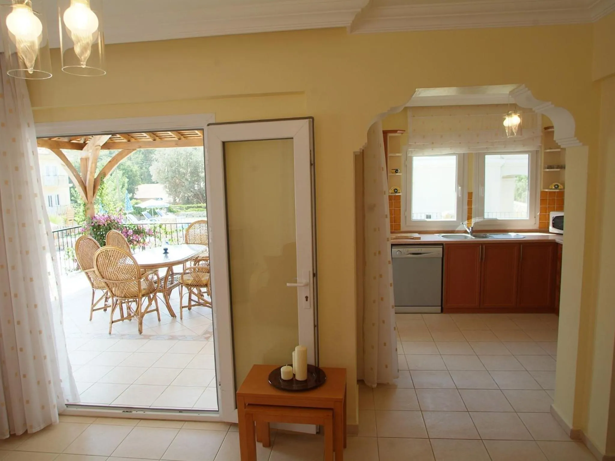 Kitchen or kitchenette in Sea Breeze Hotel and Apartments