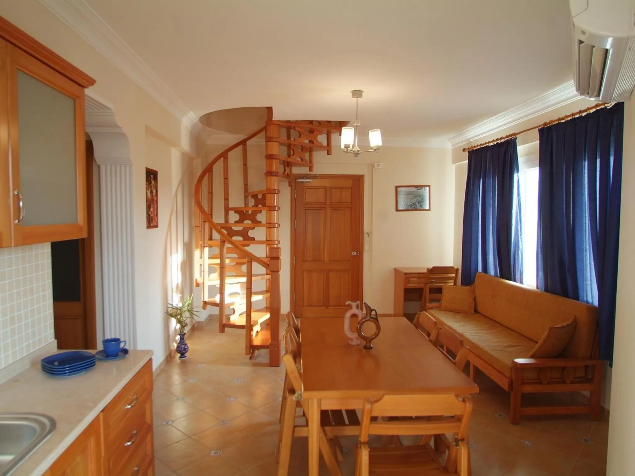 Kitchen or kitchenette in Sea Breeze Hotel and Apartments