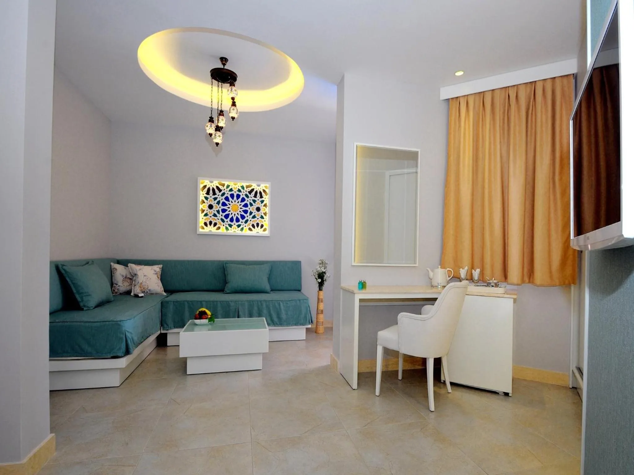 Seating area in Sea Breeze Hotel and Apartments