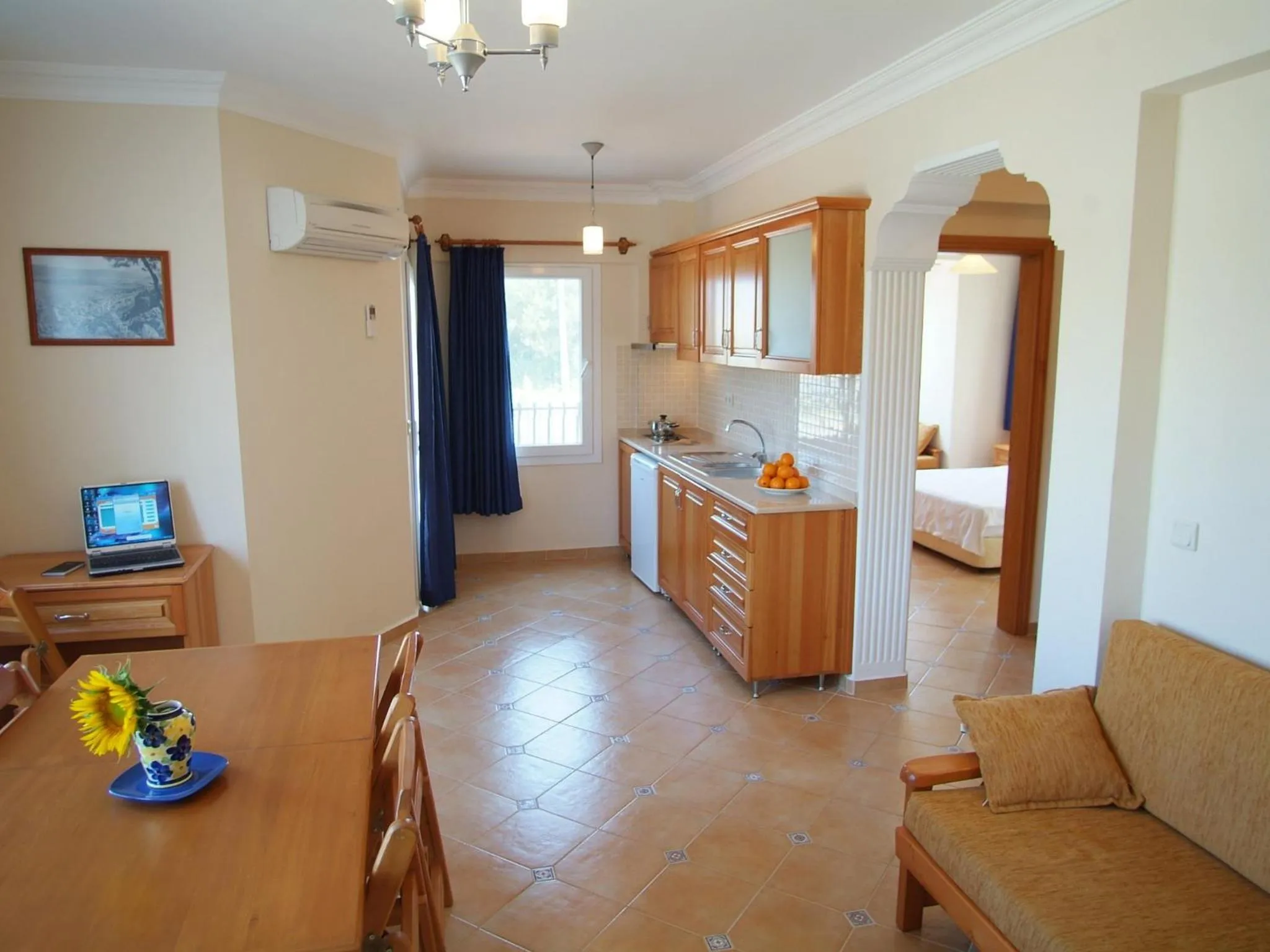 Living room in Sea Breeze Hotel and Apartments