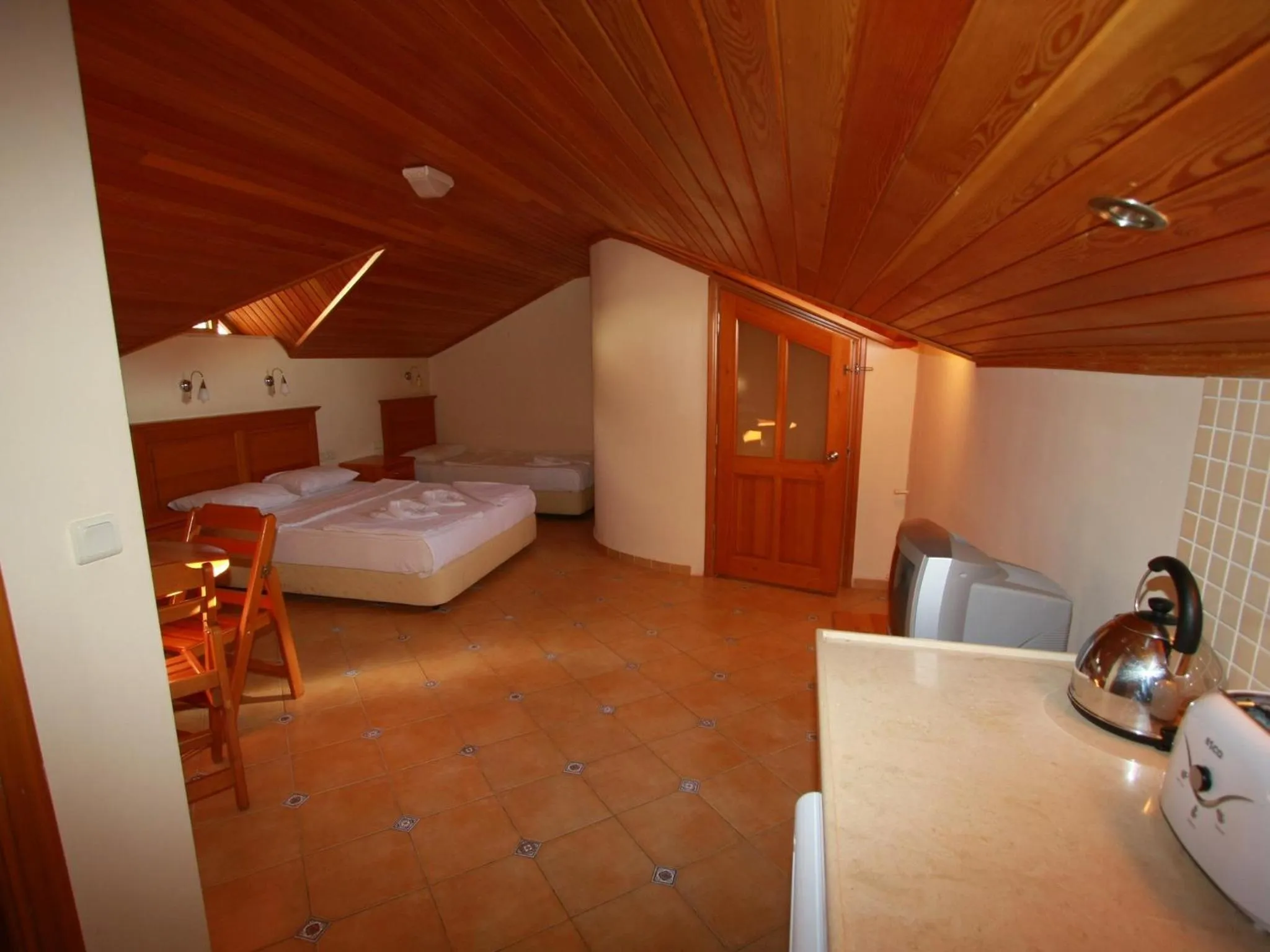 Photo of the whole room, Bed in Sea Breeze Hotel and Apartments