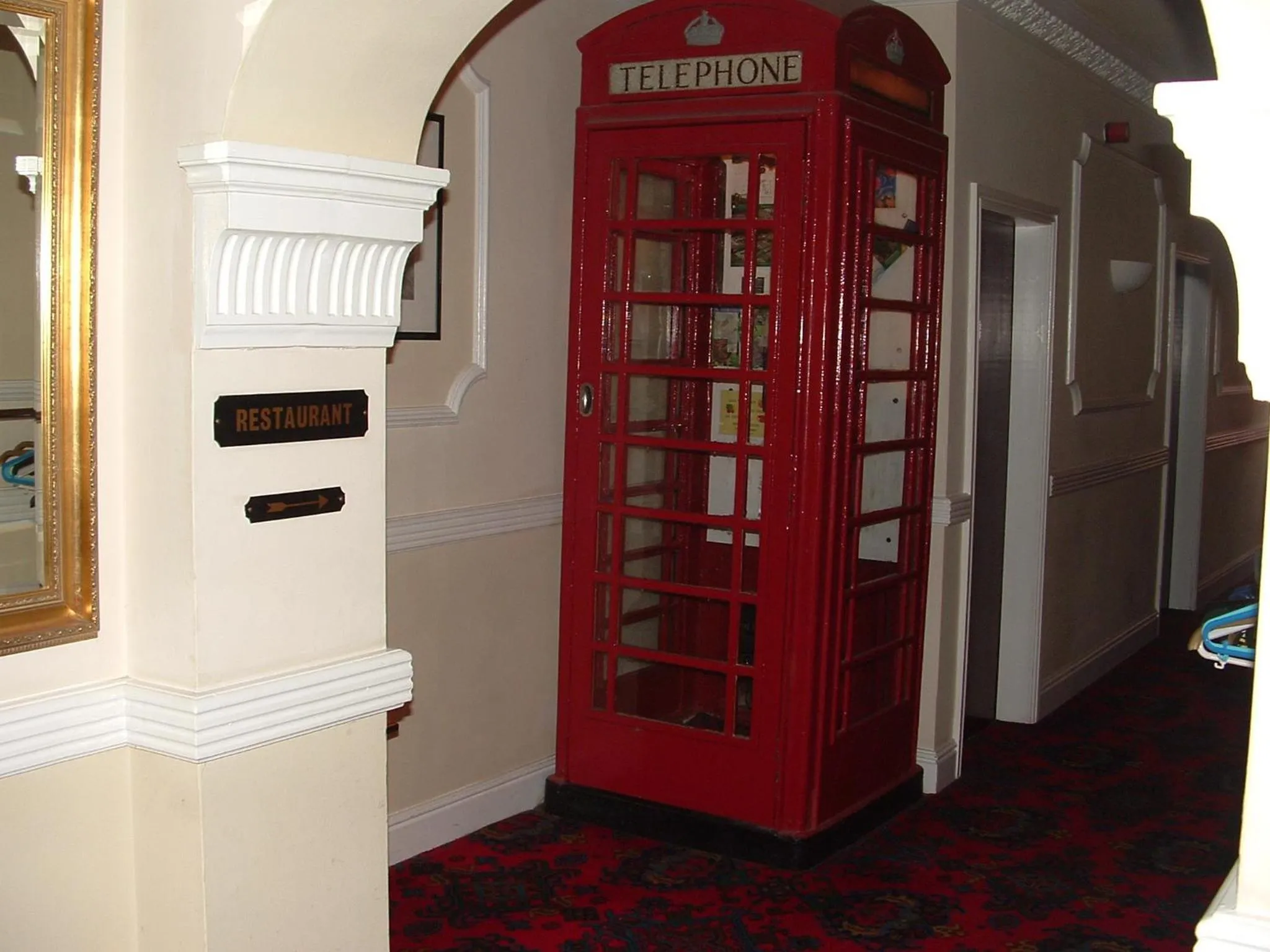 Decorative detail in The Waverley Hotel